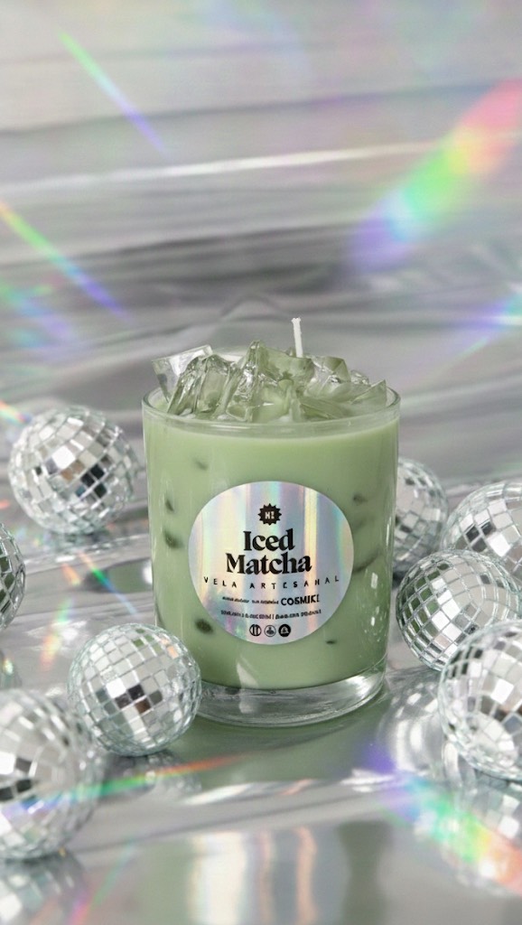 No sé por cuál decidirme… porque la verdad el matcha me encanta, pero el tinto me puede más ☕🍵✨
Así se ve cuando convertimos ese dilema en velas: Iced Matcha vs Iced Tinto, hechas a mano, con aroma que enamora y cera gummy ideal para momentos anti-estrés 🤍🕯️
Pura vibra Cosmik.