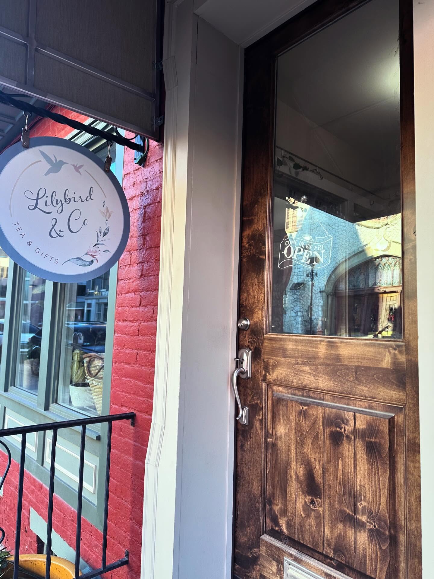 OPEN TODAY 10-2pm for all your last minute tea and gift needs! #christmaseve