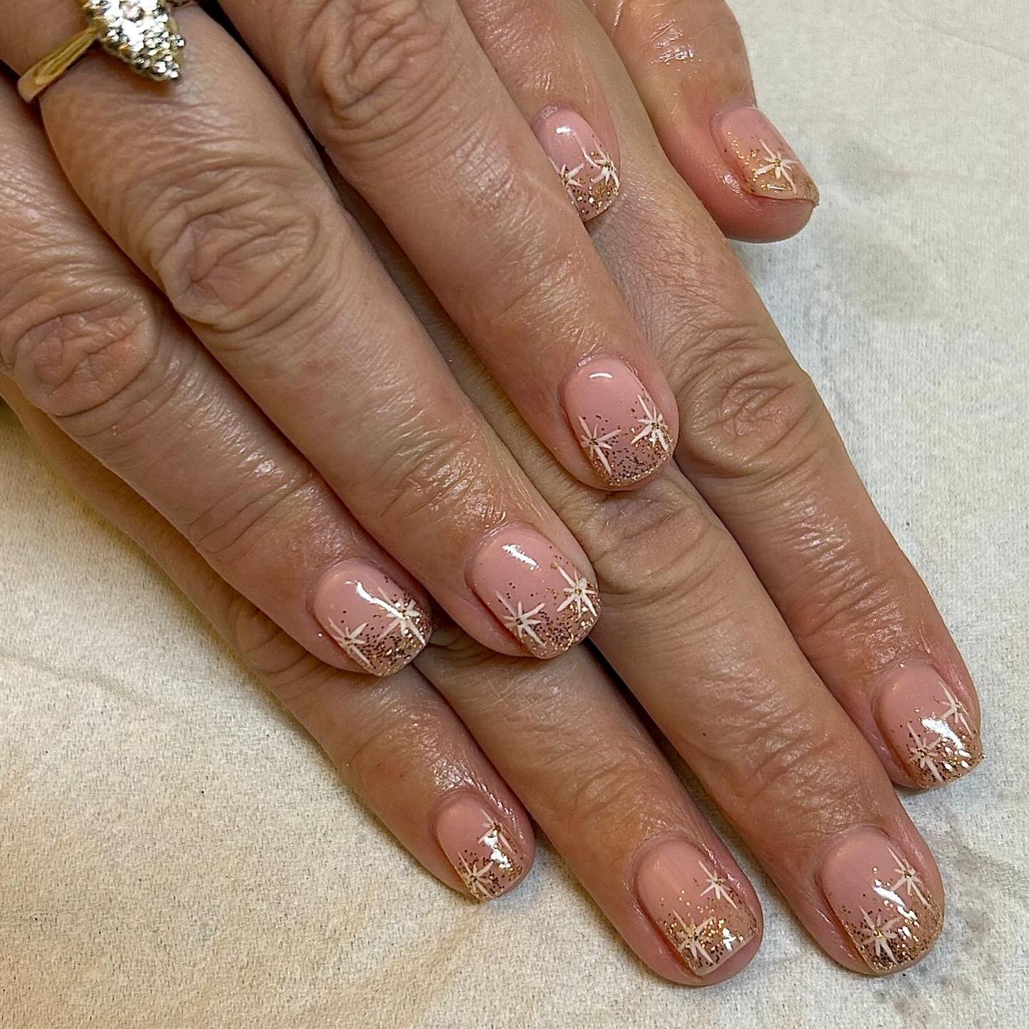 Ladies “frost your selves”
If you know the film quote, we applaud you. It’s one of our all time favs 💎✨