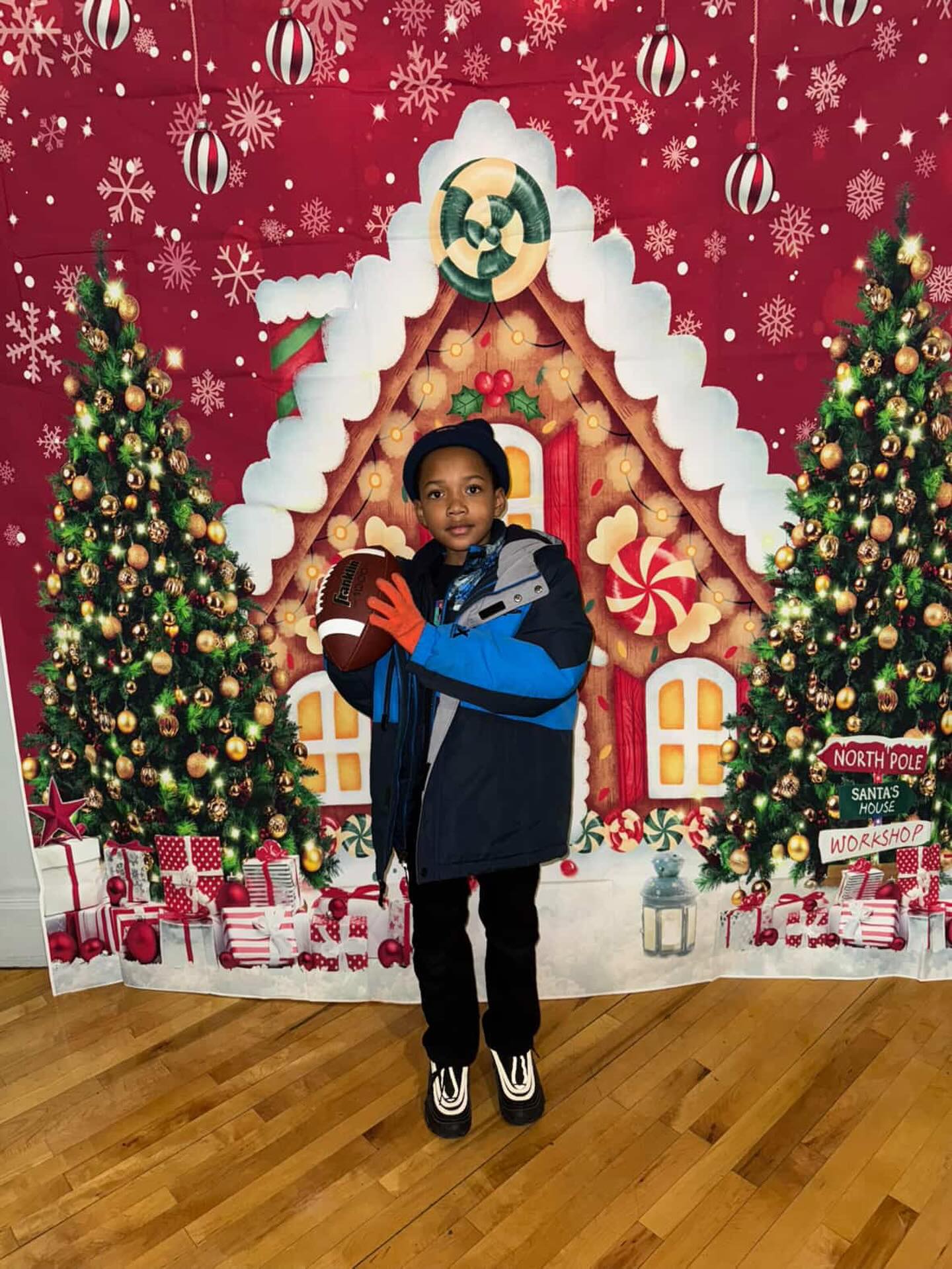 @thisislifechi Holiday Extravaganza