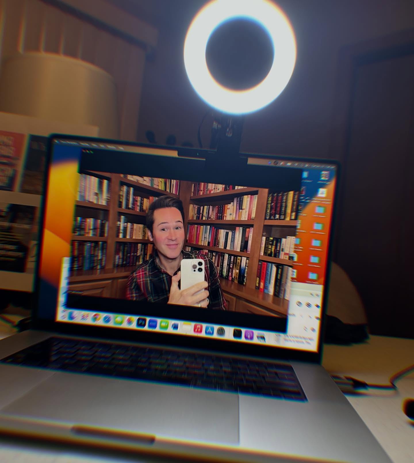 Catch me on NBC News Now @nbcnewsnow this Christmas morning talking about my favorite books of the year, what to read this holiday season, and my most anticipated books for 2026!
It was fun to do the segment in my childhood bedroom in Wisconsin that my parents turned into a home library. I should be on around 9am EST on Christmas morning. 🎄 📚 Thanks @nbcnewsnow !