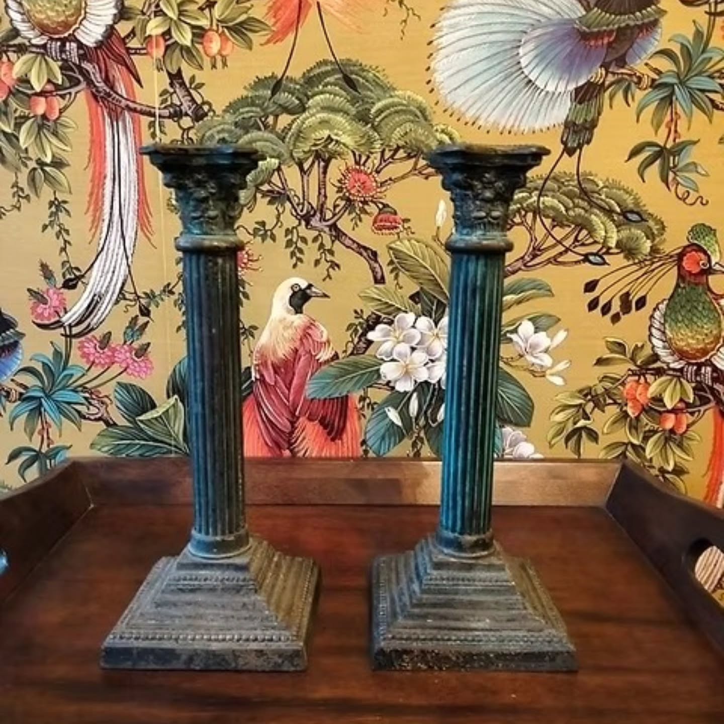 https://www.objetdart-stuff.co.uk/product-page/antique-victorian-late-19th-or-early-20th-century-corinthian-brass-candle-sticks