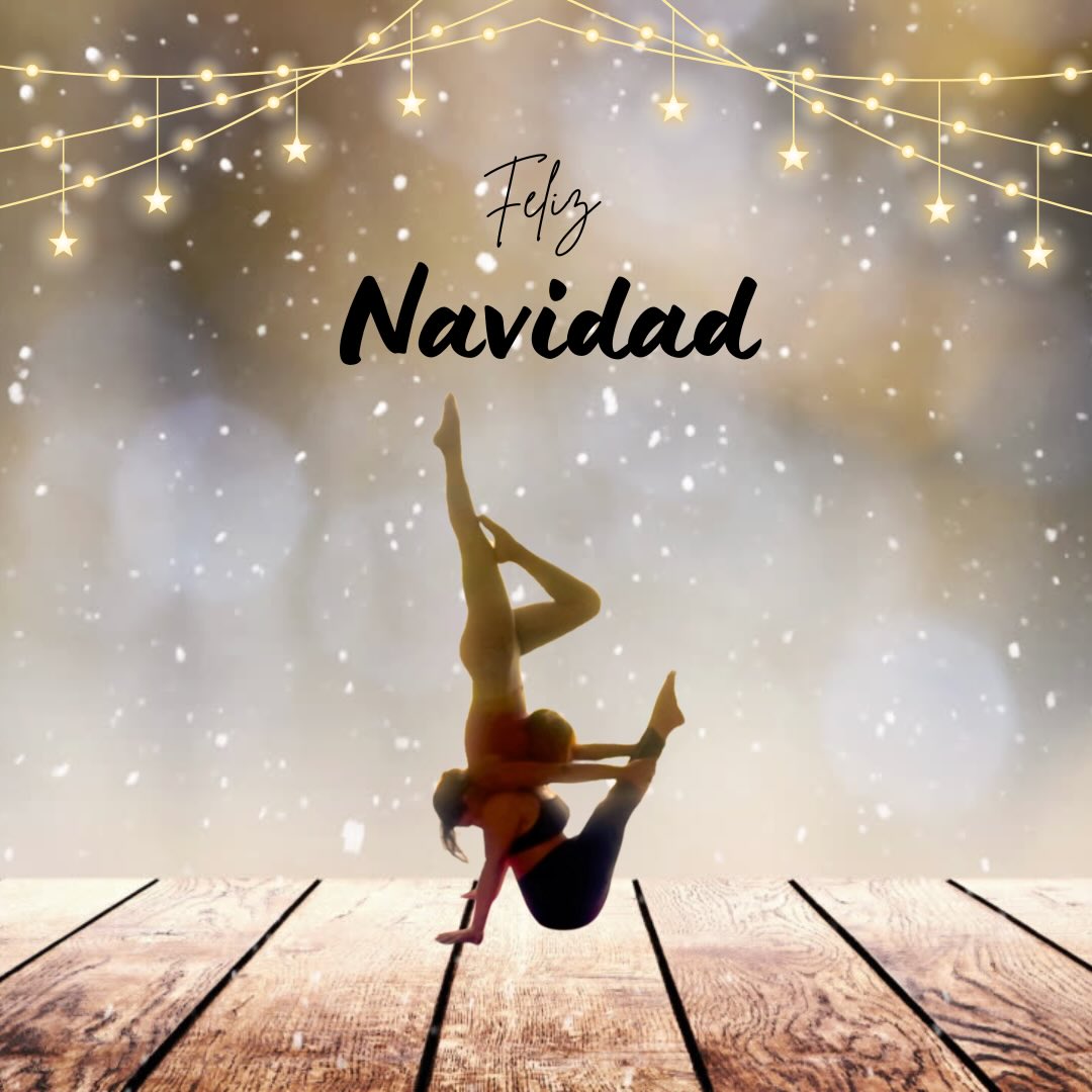 Inhala paz, exhala alegría! 🕊️😊 Que el 2026 no te ponga en posturas imposibles 🧘🏻♀️ y si lo hace… 🪷 Que al menos tengas buen equilibrio! 🤸🏻♀️#bodywords #wellnessthroughmovement #bienestaratravesdelmovimiento #acroyoga