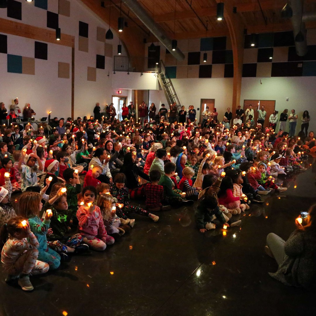 Merry Christmas and Happy Winter Holidays to the Duke School community members who celebrate! 🎄✨ We hope you enjoy a joyful, restful break filled with warmth, connection, and special moments. 💚
Picture: whole school December gathering; art by Kindergarteners