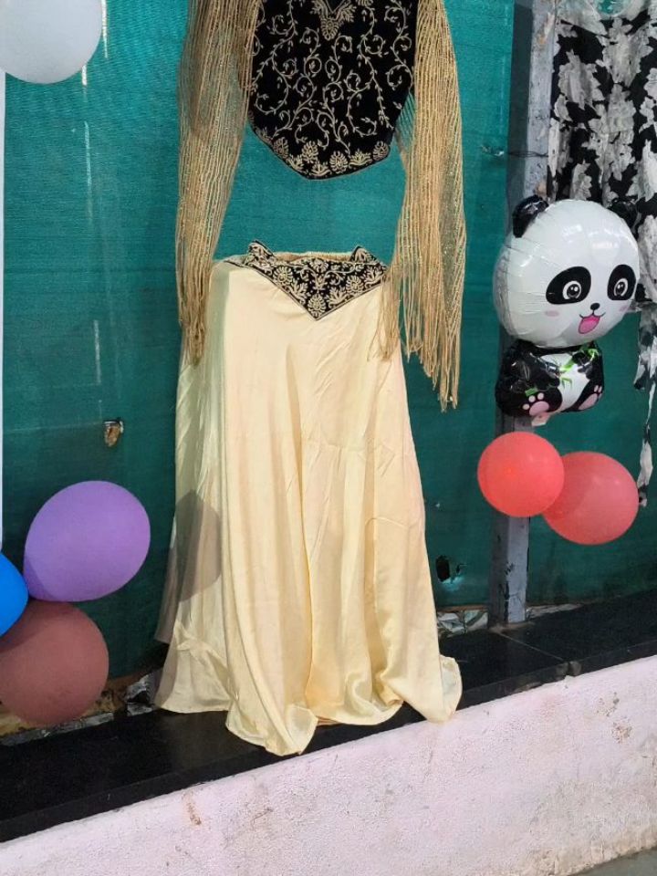 This wasn’t just a donation.
We set up a small store 🏬, gave tokens 🎟️, and let children choose for themselves.
Choice builds dignity 🤍
.
.
.
.
.
#viral #reelsinstagram #trending #explorepage #ngo