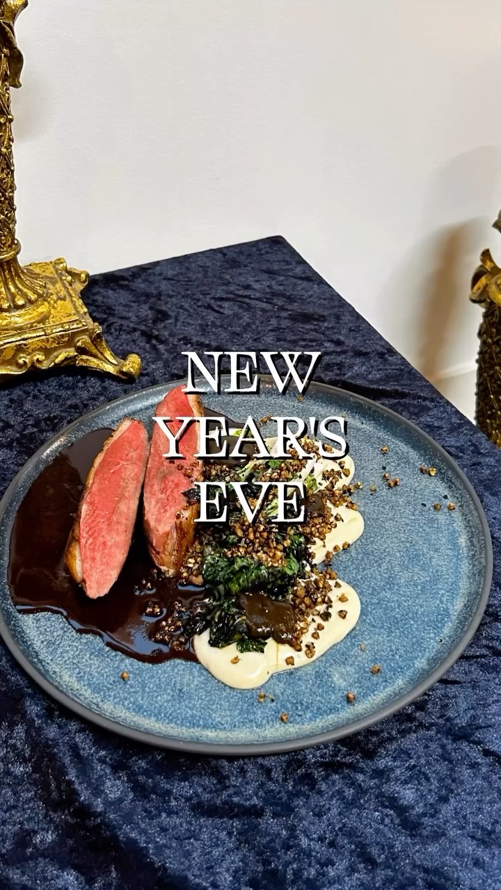 Our New Year’s Eve menu is looking pretty special!
Here’s a peak at what you get when you book your spot:
1st: Beet with elderflower, whipped goat cheese, endive & walnut
2nd: Hokkaido scallop crudo with raspberry aqua chile
3rd (Meat): Duck breast with cranberry red wine jus & cauliflower miso cream
3rd (Vegetarian): Savoy cabbage steak with cauliflower miso cream
4th: gluten-free Tres Leches with coconut ice cream & almond tuile
It’s going to be cosy and elegant.
4 courses, then we dim the lights. We’ll have a late night guitar & DJ duo with plenty of drinks flowing.
Everything for $85 INCLUDING tax & gratuity.
Limited tickets so book now through our bio to guarantee your spot!