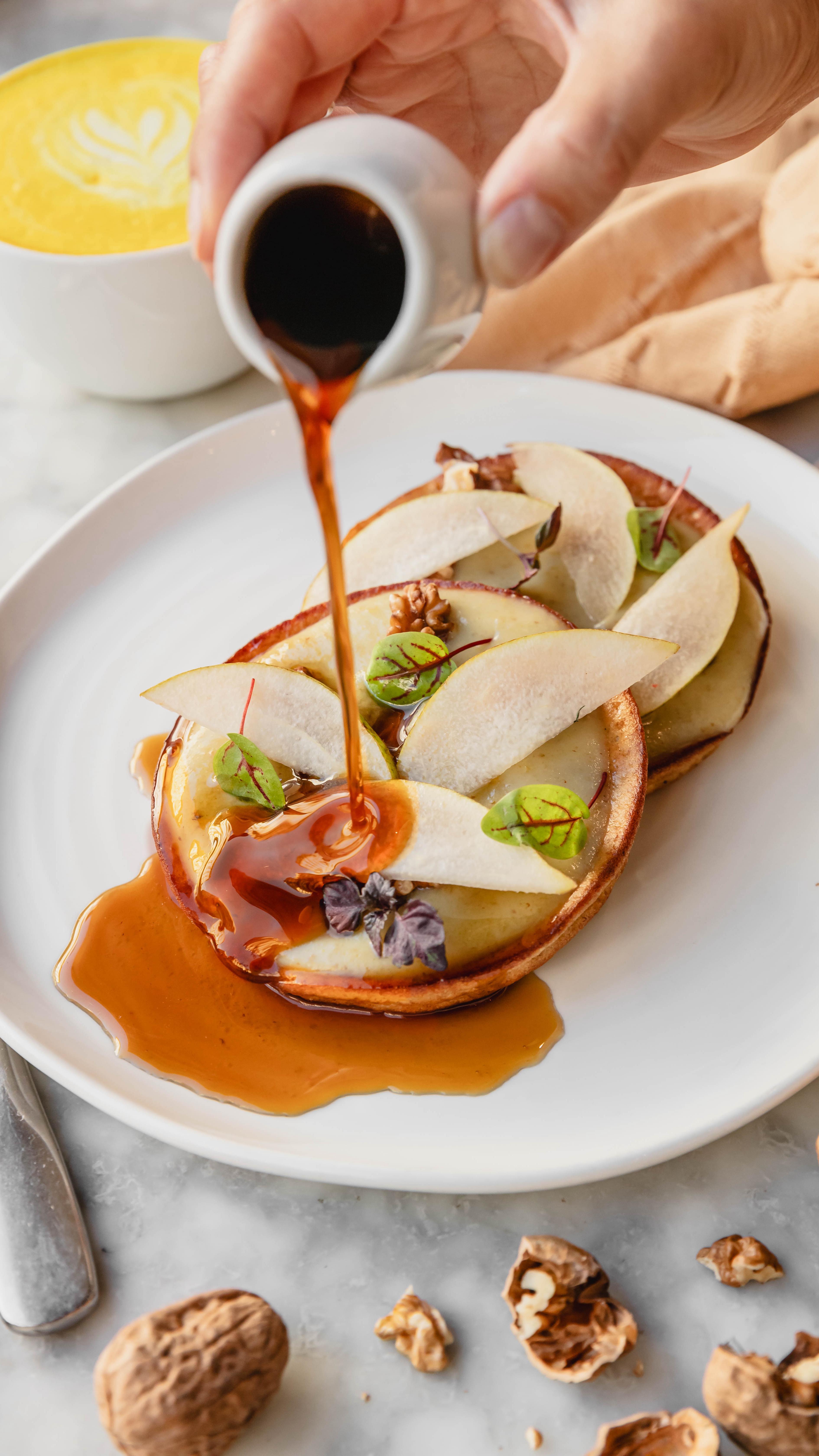 JUDY ROUSSEAU IS NOW ON UBER EATS 🌿
Les plats du restaurant sont désormais à la carte sur Uber Eats. Petit dej, brunch, lunch ou goûter… à savourer où vous voulez, quand vous voulez !
📸 @alicepages