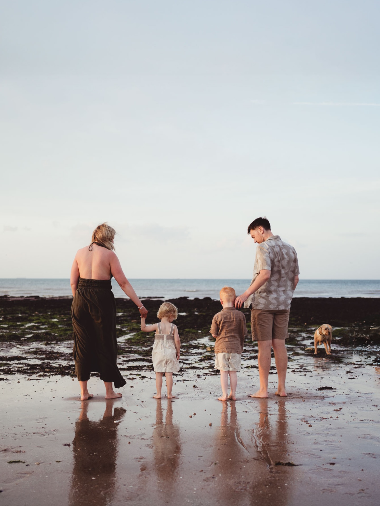 The past 10 days have been a blur since we lost our much loved Dad and Grandpa, Doug.
I’ve been focussing on keeping things as normal as possible for Hugo and Ottilie, which in the lead up to Christmas has been pretty all consuming.
All client galleries have now been sent, so I’m spending precious time with my family. Thank you so much in advance for your patience with replies to emails, enquiries and DMs at this time.