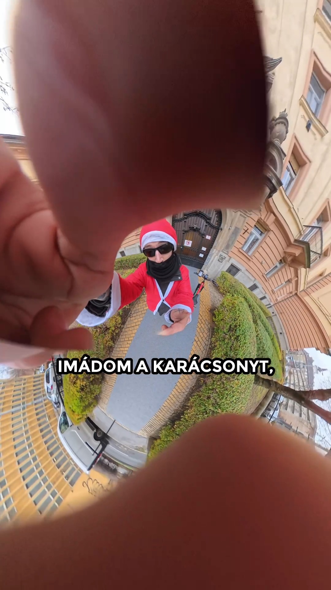 Boldog Karácsonyt Mindenkinek!
#wantopfutár #wtf #futár #futárszolgálat #munka #kiszállítás #munkalehetőség #gyorsfutár #szállítás #bicikli #delivery #biciklisfutár #deliveryguy #cyclinglife #deliveryheroes