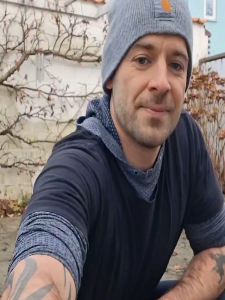 Det er, og har været et super spændende samarbejde, og jeg er utrolig glad for at måtte være en del af processen 🙏
Det er en kæmpe glæde at kunne hjælpe andre mennesker videre, så de kan opnå deres mål og ønsker 👌
Et af målene var at kunne bære og lege rundt med børnebørnene på gulvet!
Dit dybere hvorfor og den livskvalitet, du mærker, når tingene begynder at ændre sig, er helt fundamentale byggesten 🫶
#biomekanik #holisticcoaching #smertefri #bevægelse #skoliose #hofte #livskvalitet #funktioneltræning #vejrtrækning #ernæring #fordøjelse #nervesystem #århus #københavn #rehab #performance