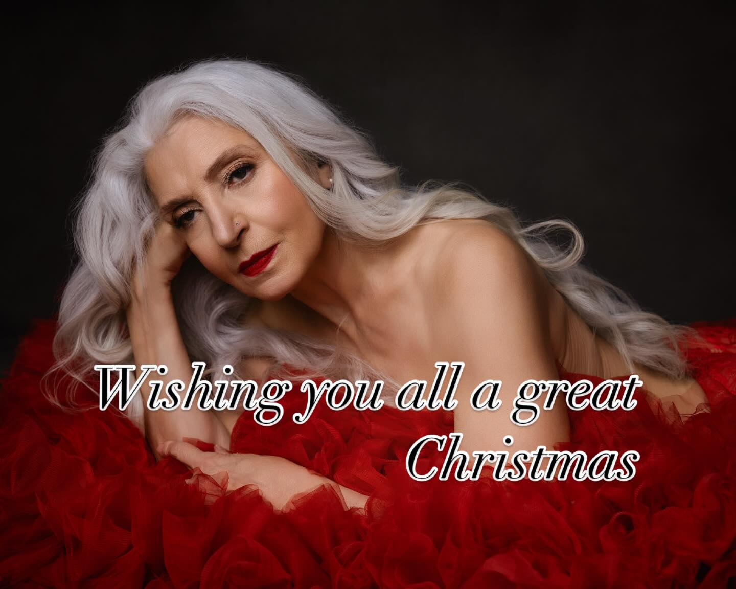 Signing off but I would like to wish you all a great Christmas!
Photo by @collettetheronportraits
Thanks to @belenmateo for hair and make up
This was part of my personal project, older women in lingerie - not shapewear but real, elegant lingerie.
Thanks to @kh.fashionhouse for the gorgeous gown
Have a wonderful Christmas ye all!