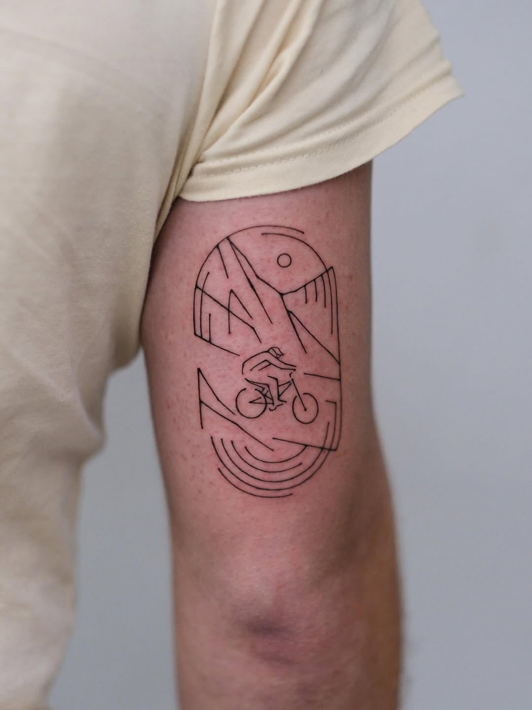 Catch @minimal.gdansk in the studio from 22nd - 26th of January!
#guestartist #minimaltattoo #copenhagen #tattoostudiocopenhagen #bookatattoo