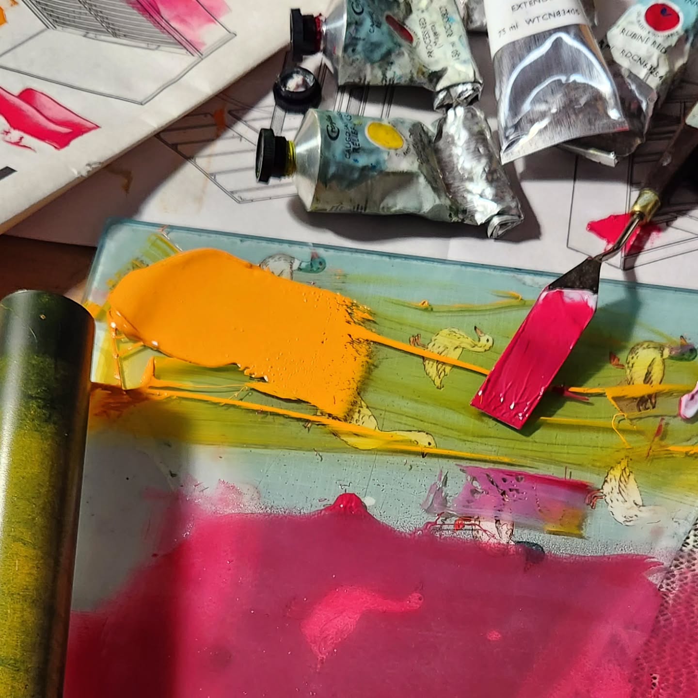 Last day of printing for a few months. Felt a bit odd putting it all away. I'll be designing and cutting prints whilst we're away though.
#linocut
#printing
#colour