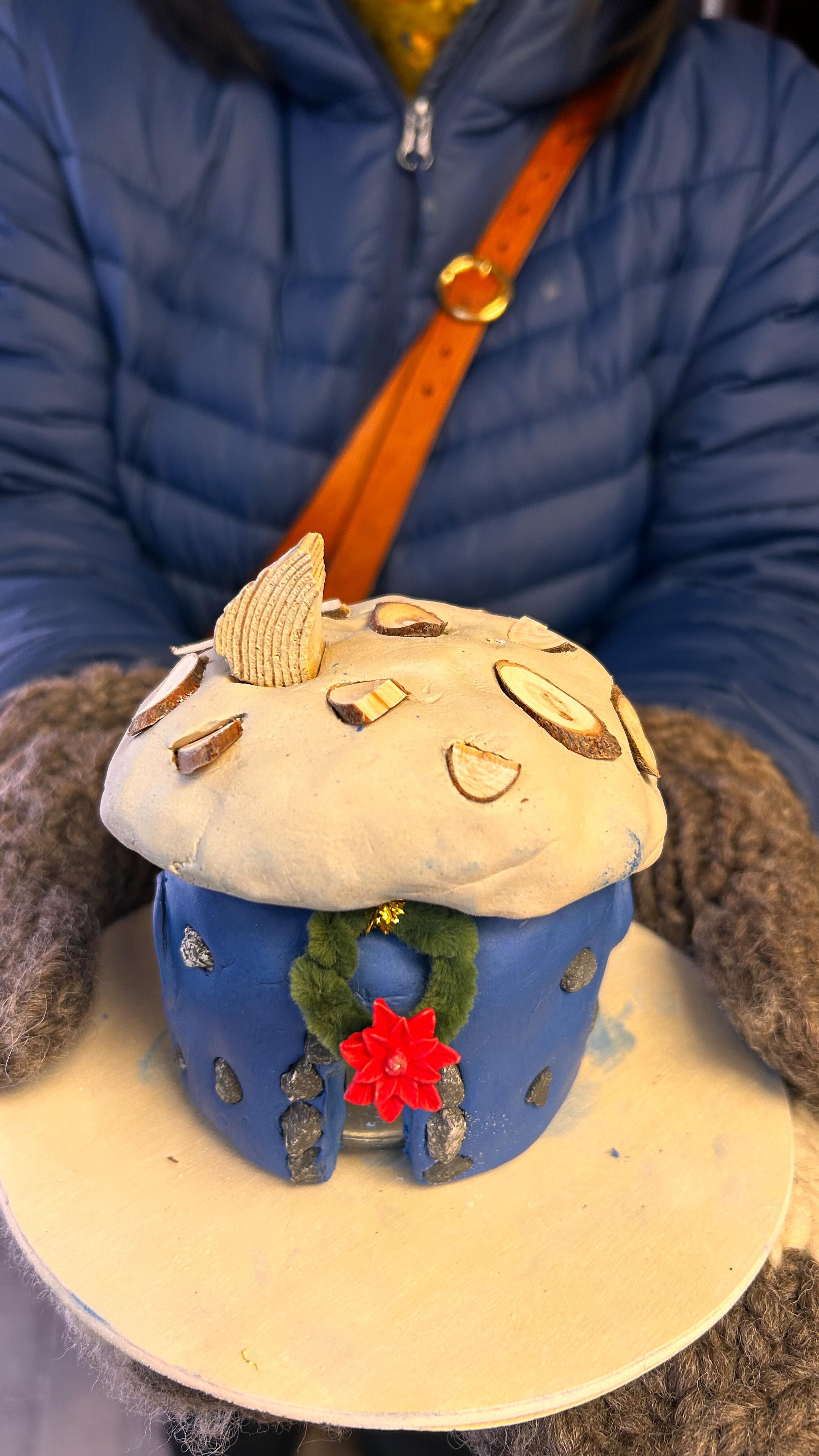 Our Gnome Home workshop was so fun! Thanks everyone for coming out and making the world’s cutest lil festive homes for a gnome!
Shout out to our friend @darcimadlung for lending her miniature making skills and always inspiring our ‘make it mini’ workshops!
We’ll be sure to do more workshops like this in the future!