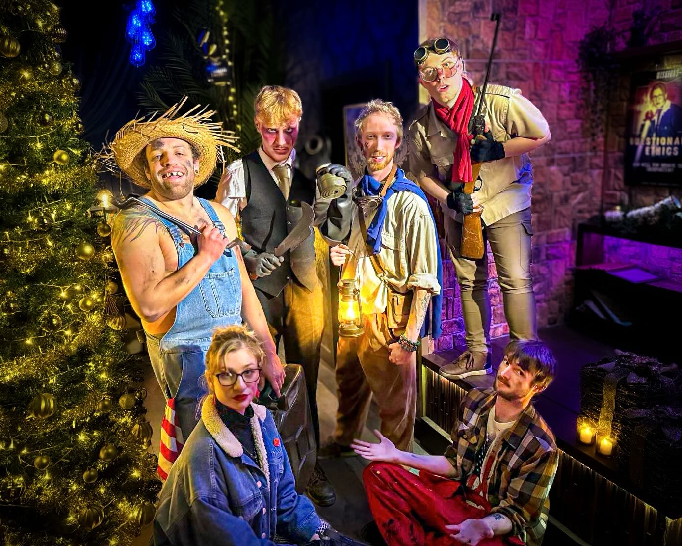 Merry Christmas from the #ChristmasEve cast at Hounds! ✨🎄🎭
Wishing all our fans a wonderful festive season!
Featuring Katya, Lumberin’ Jack, Mr H., Whitley Nielson, Sir Edwin and Rupert
🌟The UK’s top rated experiences
📍 45 mins from Central London
📆 Book tickets in advance!
🎟️ Ticket link in bio 🎟️
@HoundsEscape
#LeaveRealityBehind
#ImmersiveExperience #LondonAttractions #ThingsToDoInSussex