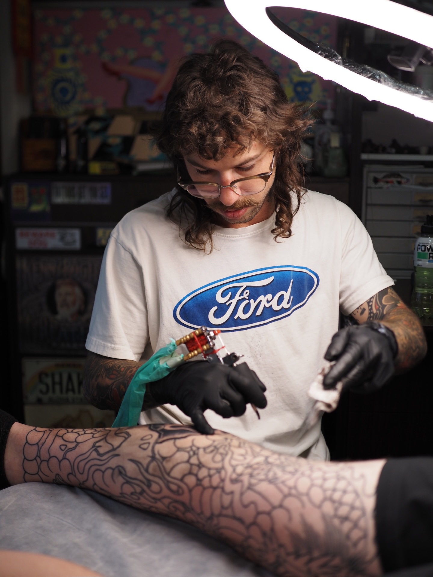 A very merry Christmas from the big man himself @big.sam.tattoo
.
.
.
.
.
.
.
.
.
.
.
.
#perthtattoo #traditionaltattoo #tattoosleeve