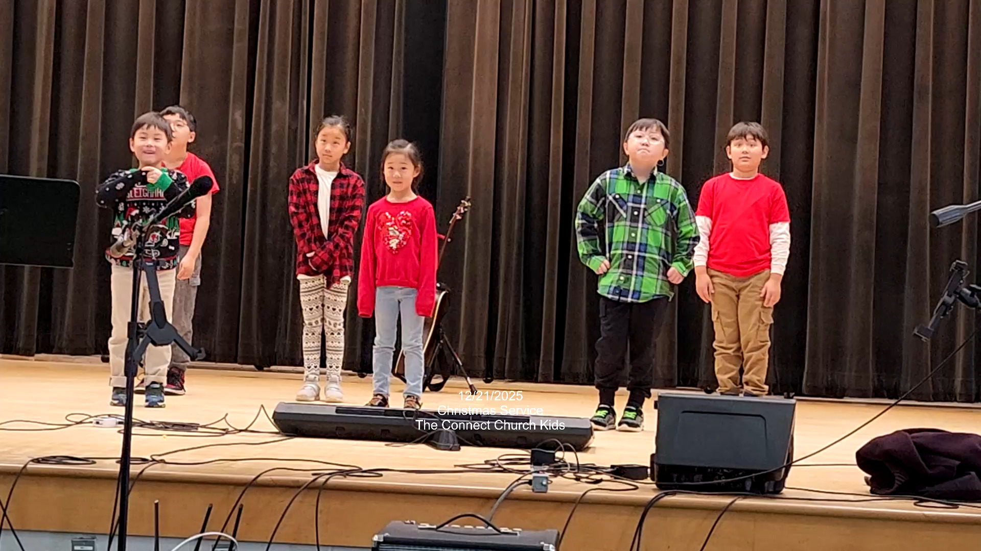 The Connect Church Choir performing during Christmas Service on 12/21/2021.
The Connect Church (더 커넥트 교회)
https://www.theconnectnc.church/
Connect Kids
https://www.theconnectnc.church/connect-kids