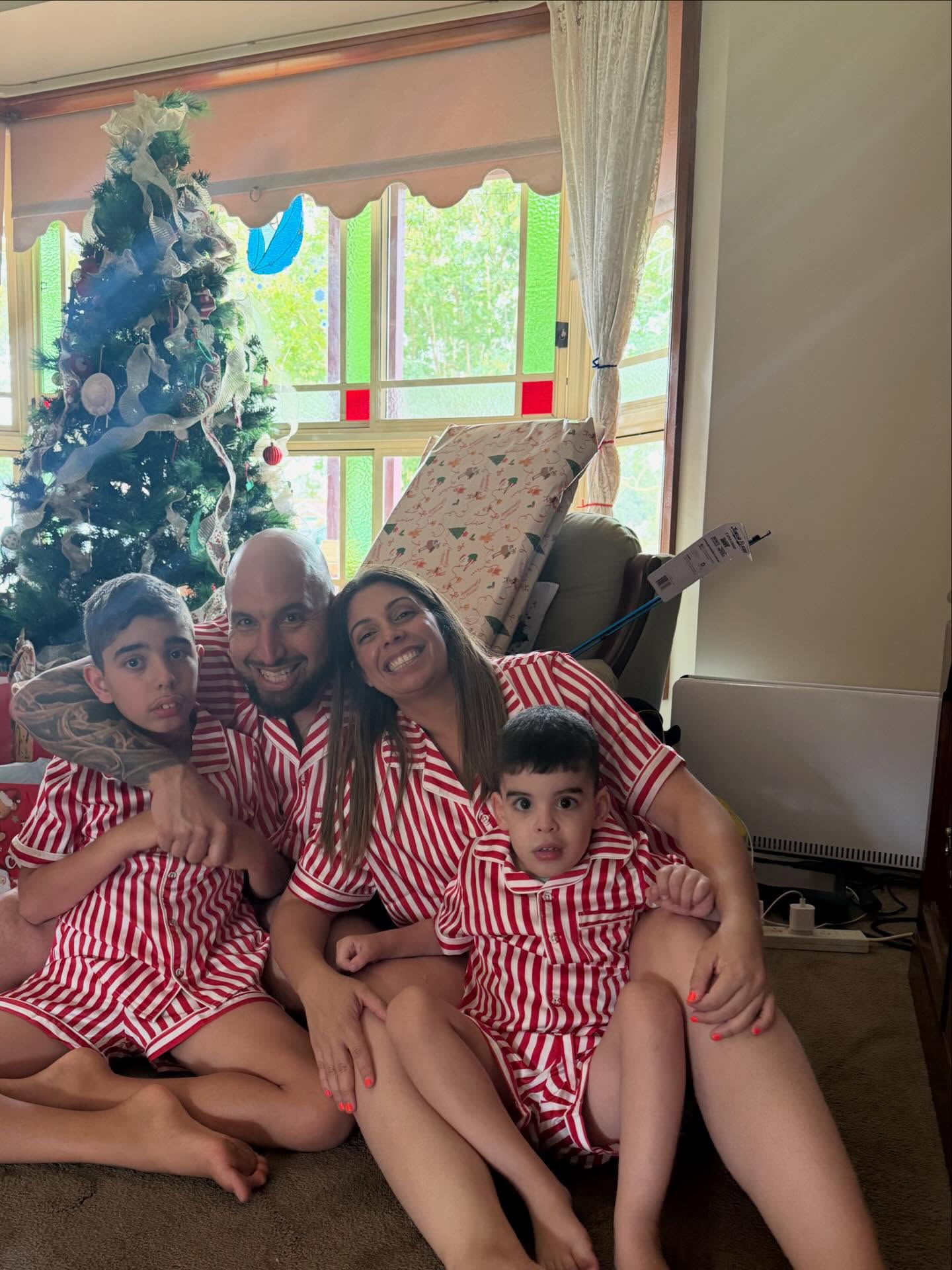 đ Merry Christmas! đ
Because everybody needs the reminder that the perfect photo doesnât exist! But the perfect matching outfit does đ
I hope this holiday period has been full of all the things that fill your cup.
From my family to yours, I wish you all nothing but the best this holiday season. â¤ď¸â¤ď¸â¤ď¸