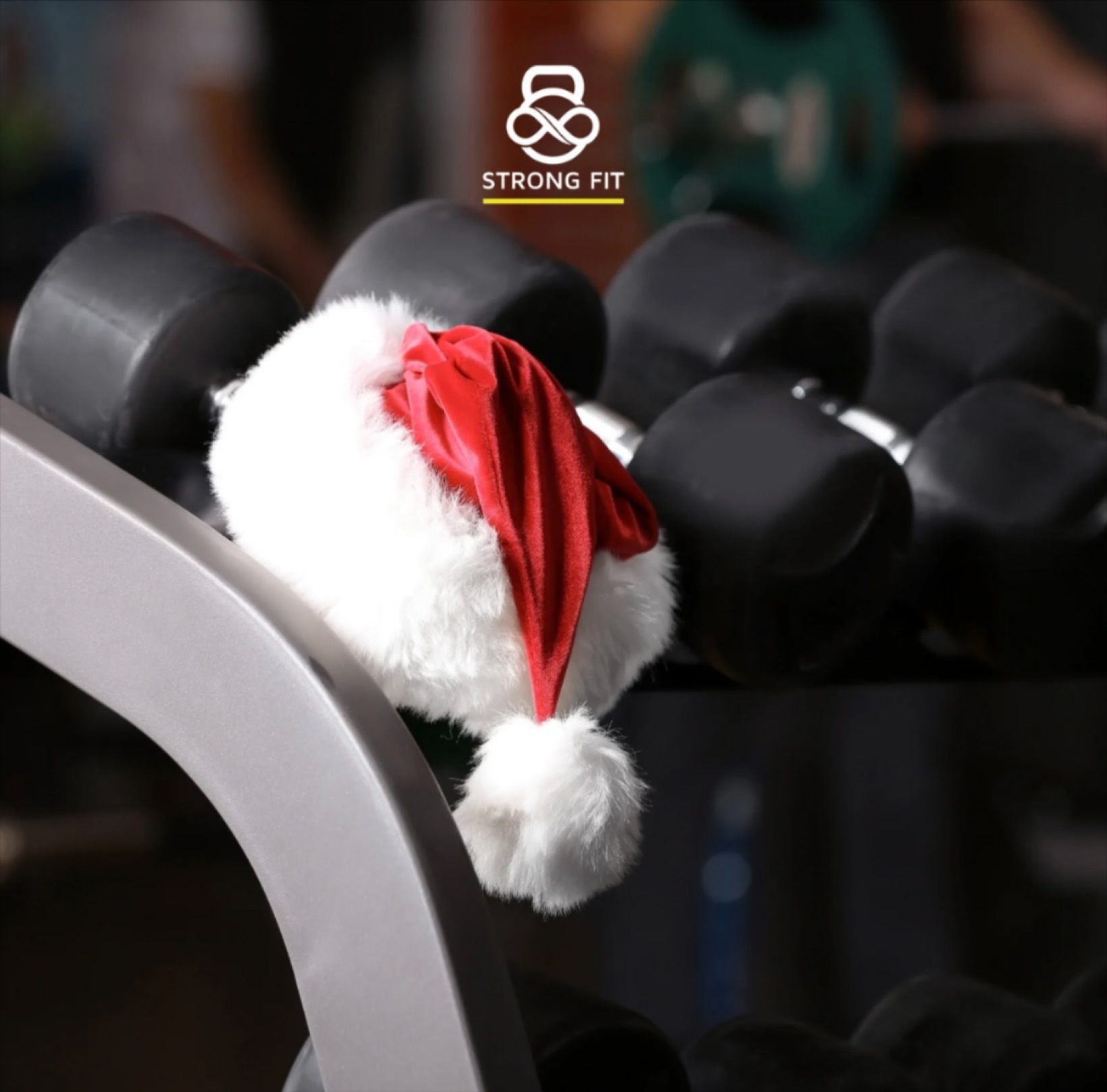 StrongFit Wetzikon wünscht frohe Weihnachten!🎄
Ihr seid nicht nur Mitglieder – ihr seid unsere Community.
Danke für ein starkes Jahr voller Fortschritte, PRs und Teamgeist.
Erholt euch gut – 2025 wird noch stärker.🚀
#strongfit #weihnachten #personaltraining #ems #gym
