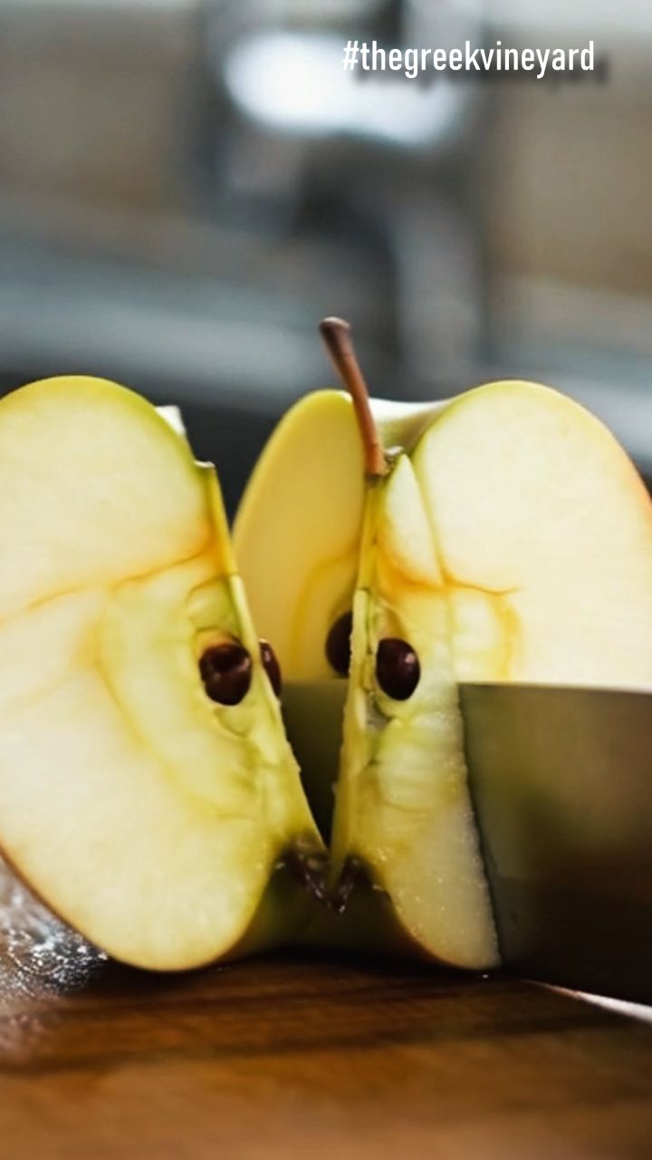 🍇 Βιολογική γεωργία στο σύνολο της παραγωγής. Πόσο εφικτό είναι;
🍇 Βρείτε μας:
https://www.youtube.com/@TheGreekVineyard
https://www.instagram.com/the_greek_vineyard/
https://www.tiktok.com/@the_greek_vineyard
#thegreekvineyard #agrotes #αμπελουργια #αμπελι #viticulture