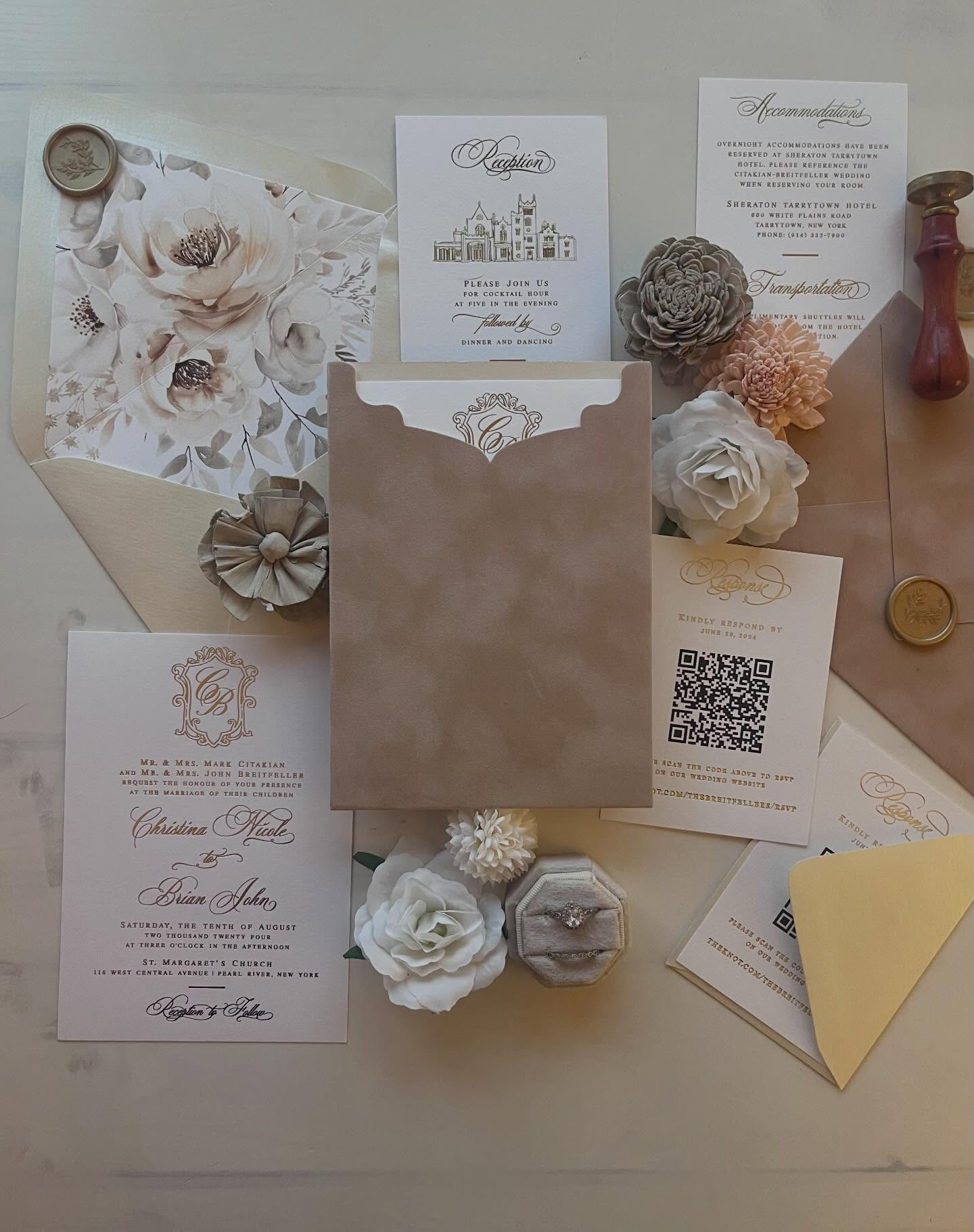 The best way to experience an invitation like this is in person.
Photos are helpful, but real velvet is something you need to feel. The texture, the weight, the softness. It makes all the difference. You can order a sample pack directly on our website to see our papers, print methods, and finishing details up close.
This suite features ivory, camel, and gold with real velvet pockets, pearlized ivory envelopes, gold foil stamping, and copper and gold floral envelope liners. We offer velvet pockets in a variety of shapes and sizes, so the look can be tailored to your style and your suite.
It is hands on luxury, and it is even better in real life.
#velvetinvitations #weddingstationery #luxuryweddinginvitations #samplepack #custominvitations foilstamping envelopeliners neutralwedding ivoryandgold bridetobe