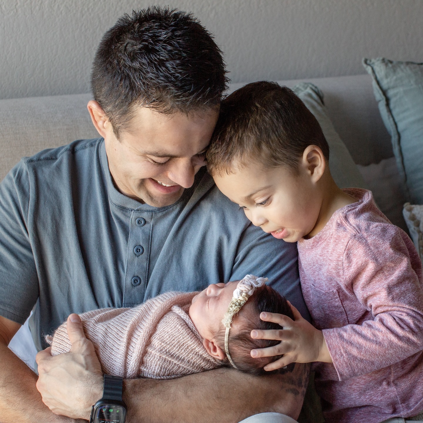 Forever grateful to every family who lets me step into their world for a little while and photograph their newest blessing. These are the moments that remind me why I love what I do. 🤍✨
#DfwNewbornPhotographer
#DallasNewbornPhotographer #FlowerMoundNewbornPhotographer #SouthlakeNewbornPhotographer #FortWorthNewbornPhotographer