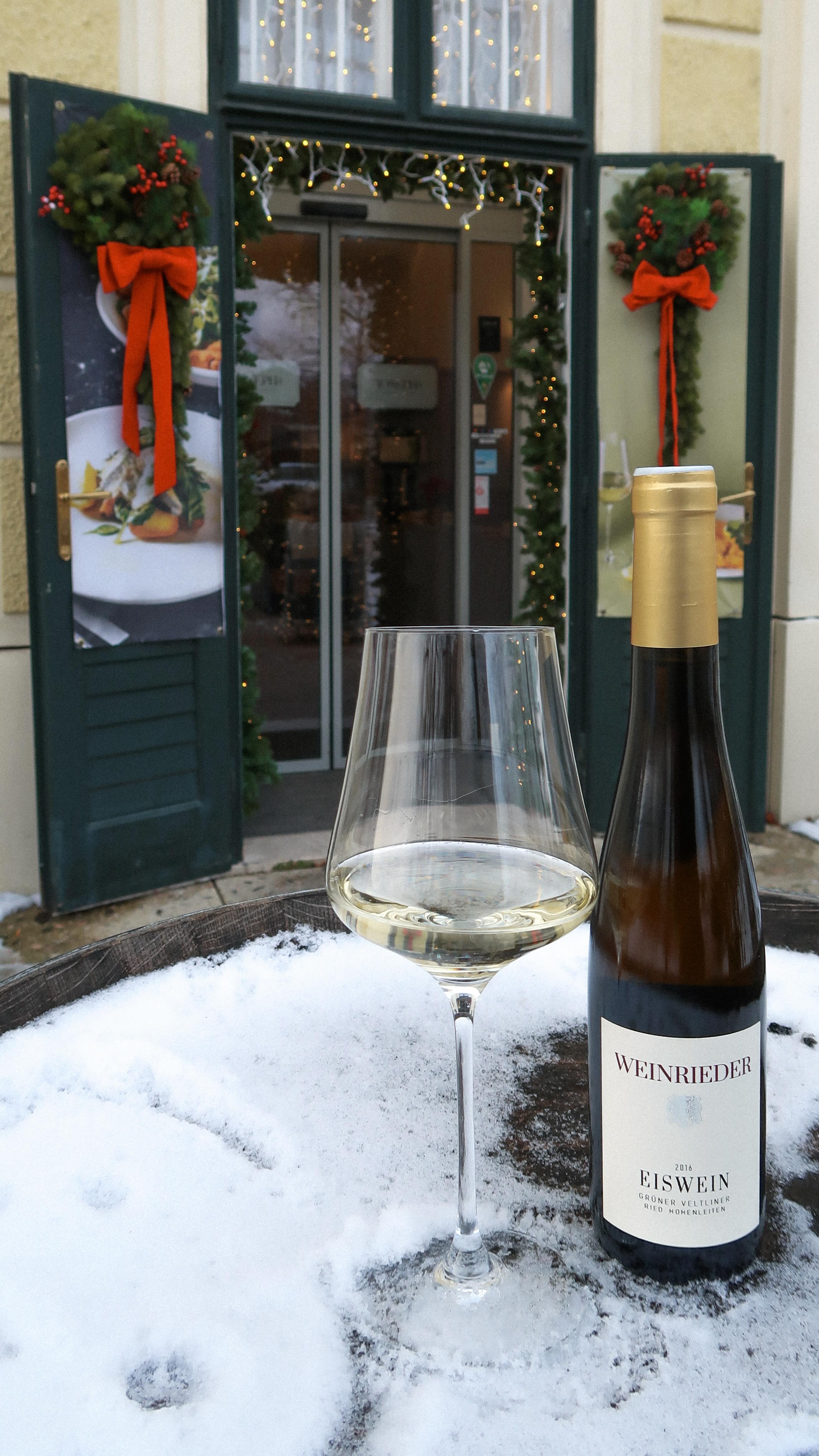 Wir haben Andi gefragt: Weihnachten lieber gesellig oder im kleinen Kreis? 🎄✨
Wir wünschen euch einen schönen 4. Advent 🤍
Wie verbringt ihr Weihnachten?
#SchlossSchönbrunn #JosephII #AndiWojta #WienerKüche
#Weihnachten