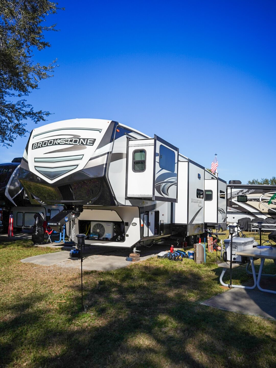 Brookstone 5th Wheel Full Deoxidation & wax!