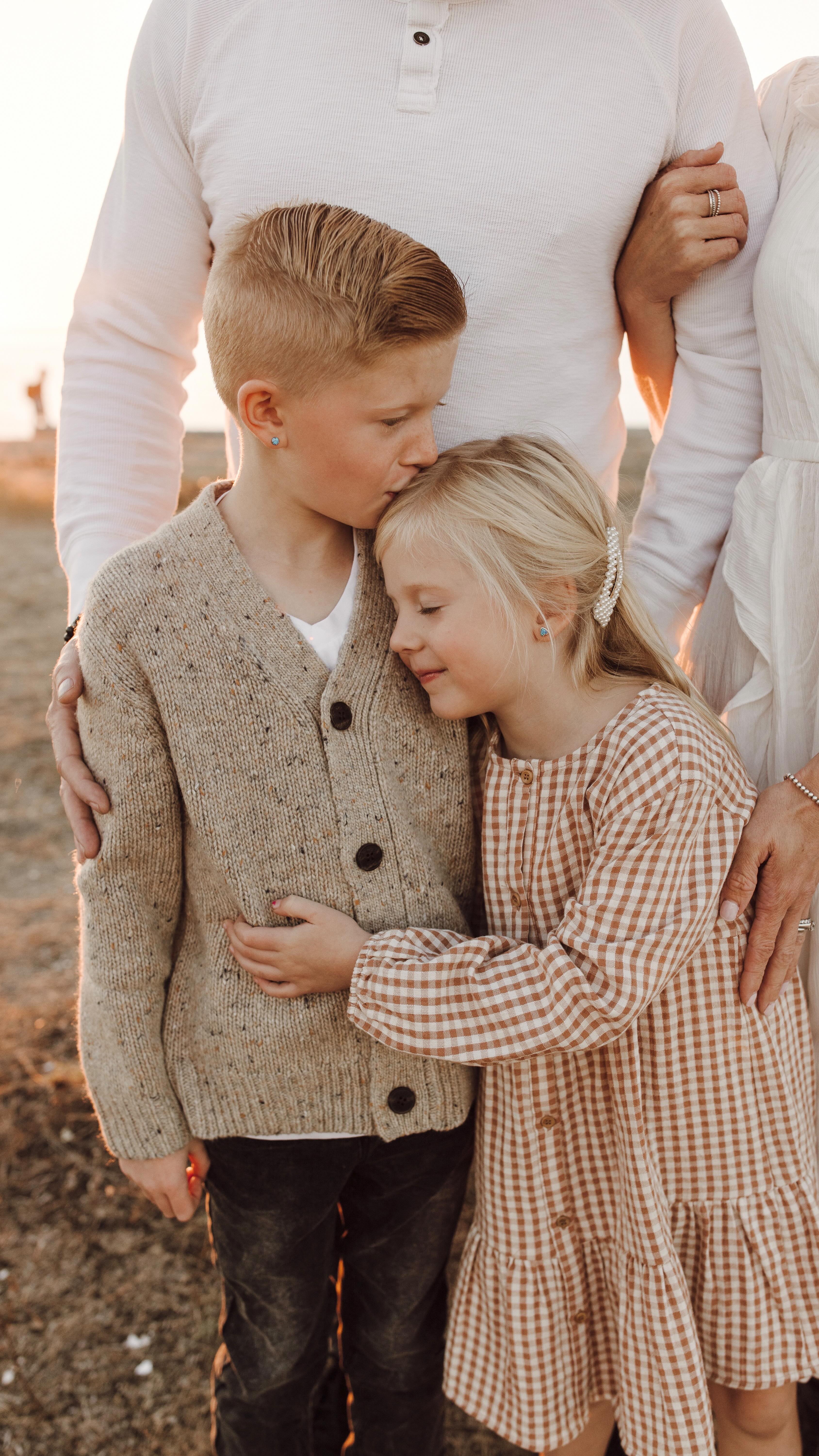 A reminder that the best projects are built as a family.
.
.
.
What started as an empty space is now a safe & cozy home for our bunnies. Welcome to our rabbitry, more information can be found by clinking the link in bio.
#rabbitry #family #teamwork #hollandlop #bunnies