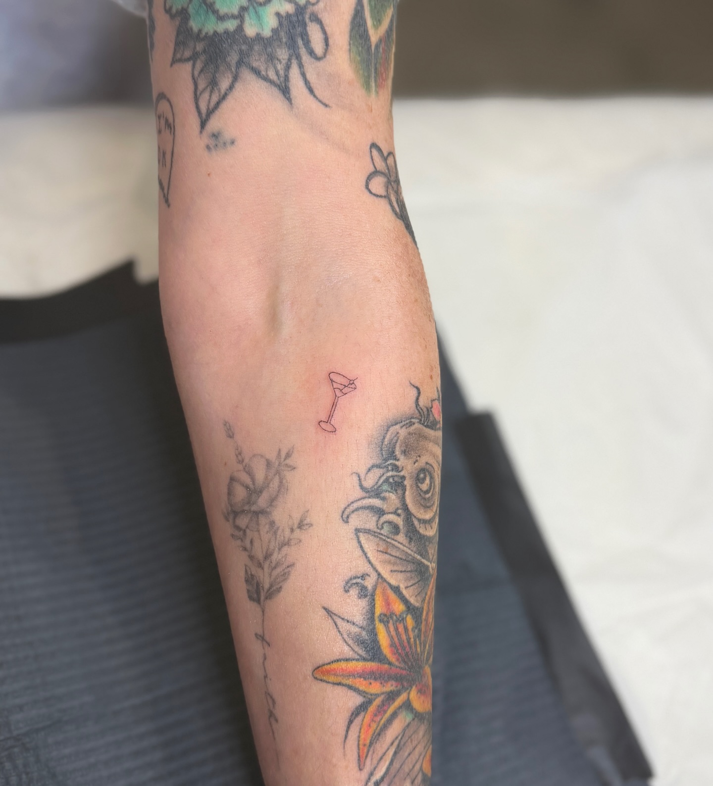 🍸
.
.
#TinyTattoo
#SmallTattoo
#MinimalTattoo
#MicroTattoo
#DelicateTattoo
TinyInk
FineLineTattoo
SimpleTattoo
InkedMinimalism
MinimalistTattoo
.
.
TinyTattoo
SmallTattoo
MinimalTattoo
MicroTattoo
DelicateTattoo
TinyInk
FineLineTattoo
SimpleTattoo
InkedMinimalism
MinimalistTattoo