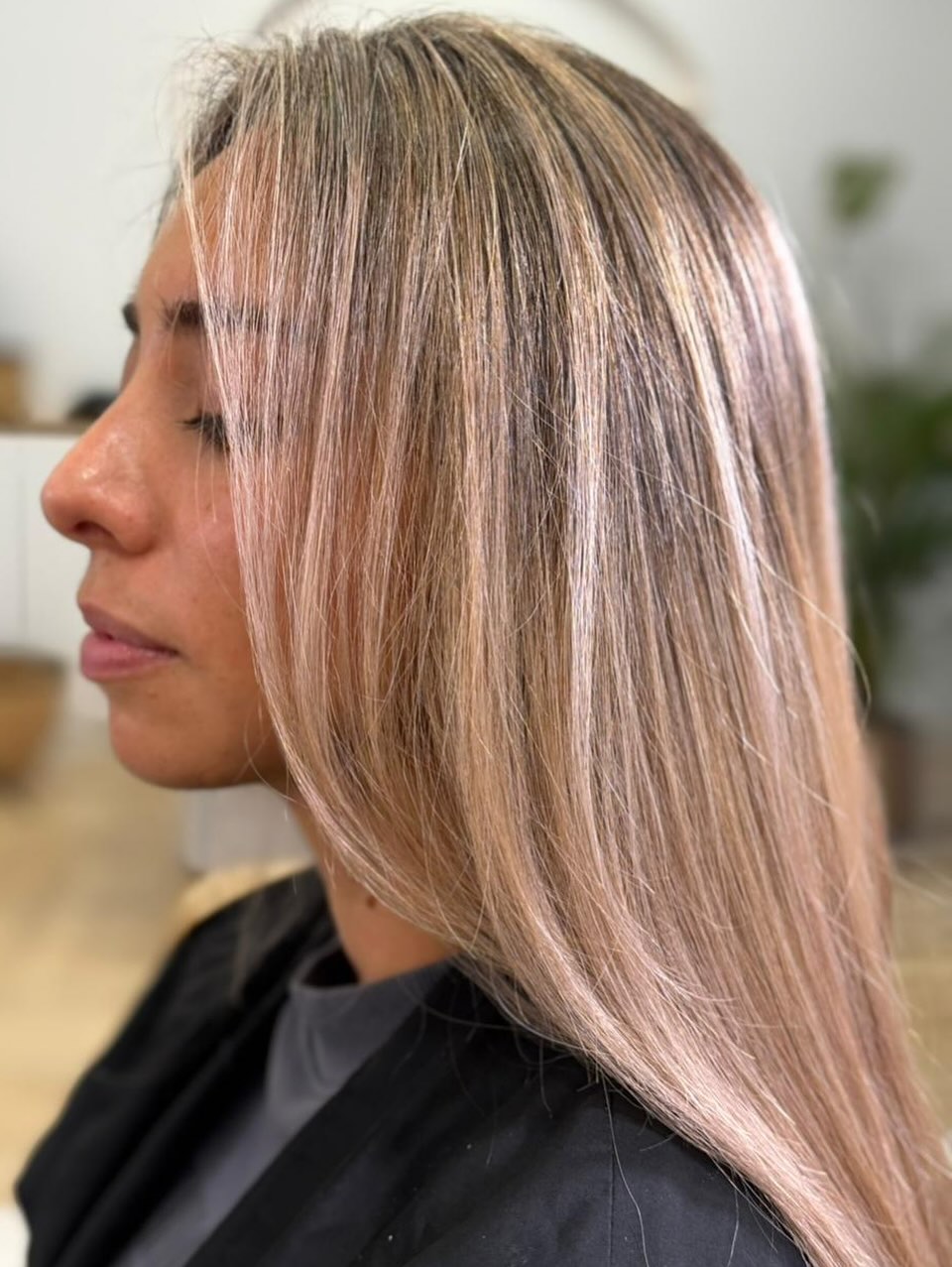 Natural blond shades 😍
Transformation by Anastasia.
#BlondeHighlights
#BlondeBalayage
#SunKissedBlonde
#BeachBlonde
#NaturalBlonde
#BlondeGoals
#blondehair
#PalmaDeMallorca
#MallorcaHair
#PalmaHair
#MallorcaBeauty
#MallorcaStyle
#BalearicBeauty