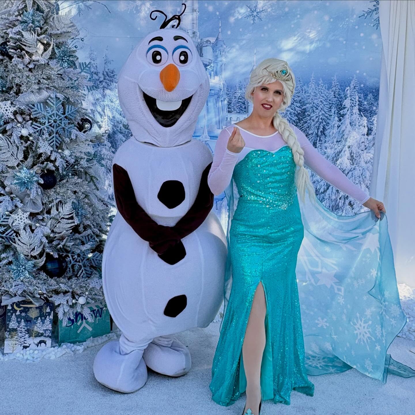 Look at our amazing Elsa having snow much fun this weekend! The countdown the Christmas is on and we can’t wait to continue with the holidays!
#ocmoms #orangecounty #elsa #elsafrozen