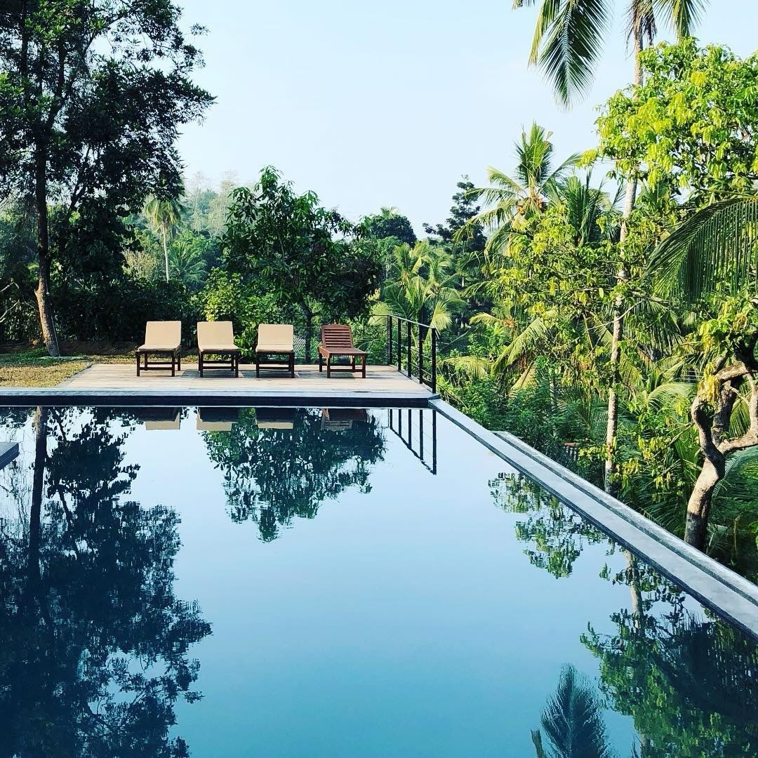 P O O L T I M E
C H I L L A X
@goodvibesvillas
#chillax #holiday #relax #infinitypool #galle