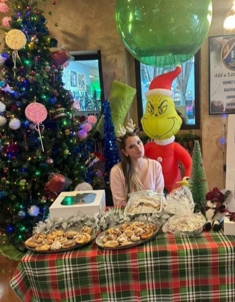Sweet treats and volunteering in your community? We can't think of a better way to get ready for the holidays! These delicious baked goods were made for a fundraiser bake sale. Way to go!
FLEXers, how have you been getting ready for the holidays in your host community?
#FLEXProgram #Exchangeourworld