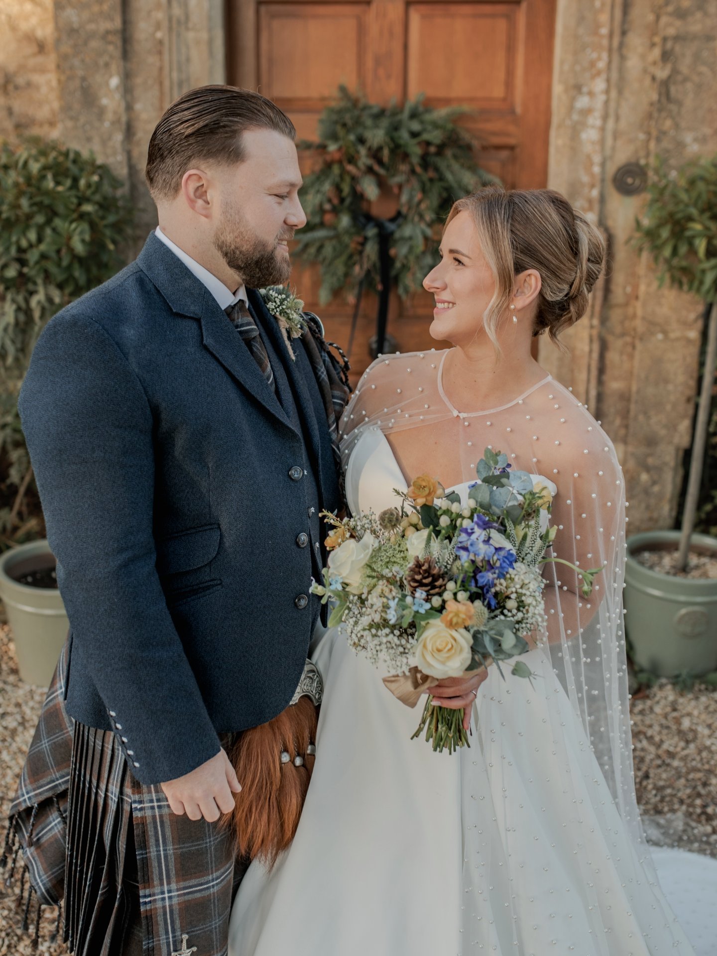 The most magical time for a wedding 🤍🌲
Saturday's wedding at @thegreattythebarn was sooo dreamy ✨
#thegreattythebarn #cotswoldweddingphotographer #gloucestershireweddingphotographer #cotswoldwedding #winterwedding