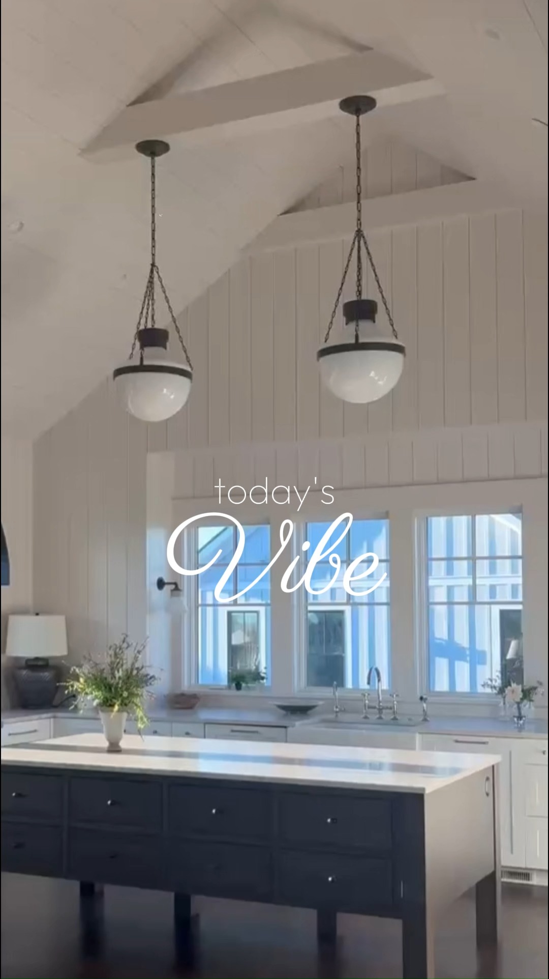 Today’s vibe: luxury in the details ✨
Clean lines, warm textures, and a kitchen designed for both gathering and everyday ease.
Timeless, functional, and quietly elevated — exactly how a coastal luxury kitchen should feel.
#CopeGrandHomes #LuxuryKitchen #KitchenInspiration #CustomHomeBuilder #CharlestonHomes #CoastalLuxury #HighEndHomes #KitchenDesign #InteriorDesignInspo #LowcountryLiving #LuxuryInteriors #DesignBuild #CharlestonBuilder #KitchenGoals #GrandExperience