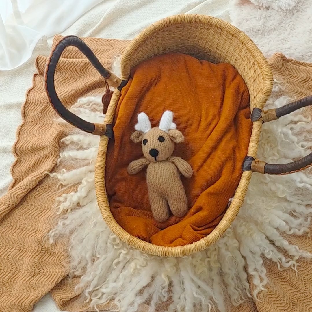 In the quiet days after your baby arrives, the world feels smaller.
Softer. Slower.
These are the days spent on the couch, sunlight spilling through the windows, siblings leaning in close, tiny fingers curling around yours.
Your newborn session doesn’t need to pull you away from any of that.
I come to you — to your home, your rhythm, your safe place.
With gentle guidance, beautiful wardrobe options for mums, babies, and siblings, and the choice of simple props and soft textiles if you wish.
There’s no rush here.
Just a generous, unhurried 2-hour session that allows space for feeding, settling, cuddles, and real connection.
Together, we create a gallery of images that feel like you:
Family moments, sibling bonds, and the delicate details of your baby exactly as they are in these first days.
Reserve your due date now - for peace of mind.
(Only a small deposit, then AfterPay is available later).
Because these days are fleeting — and they deserve to be remembered with care 🤍
#sydneynewbornphotographer #inhomenewbornphotographer #sydneynewbornstudio #sydneynewborn #sydneymaternity #Sydneymumsandbubs #sydneynewbornphotos #sydneynewbornphotography #ignitedmotherhood #sydyenpregnancy