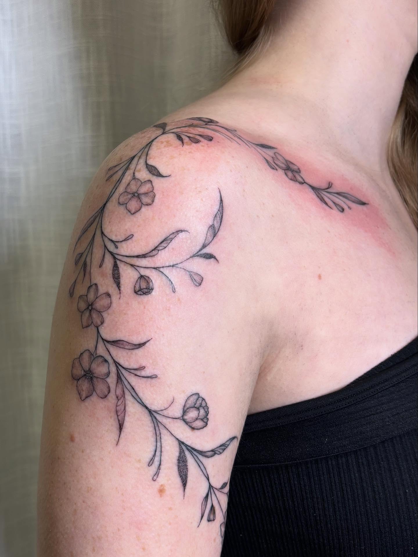 Wrap around floral piece 🌸