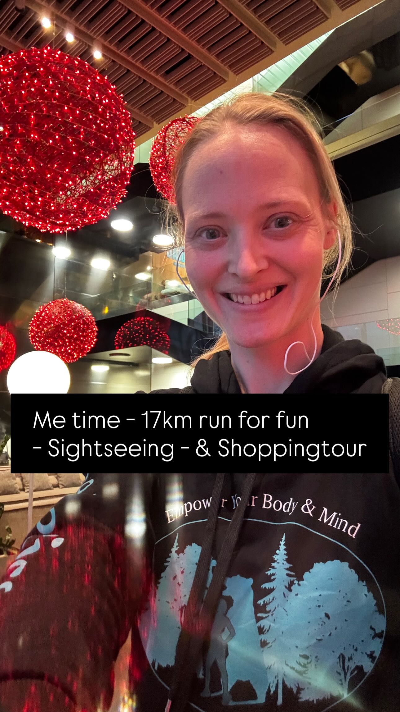 Me time – 17 km run for fun - sightseeing and shopping ✨
After a tough week of giving 100% personal training following surgery, I finally had one day just for me to explore Barcelona.
In the morning, I helped the patient arrive safely and on time at the airport. After that, I finally had time for myself in the afternoon.
My goal was to revisit the places I had seen 10 years ago — and discover even more of Barcelona. So I put my running shoes on and just went for it. 17 km – Sightseeing Tour – Run for fun. Don’t think about it, just do it.
Rain? Doesn’t matter. No pressure. No overthinking.
Just movement, memories, and freedom.
Run for fun.
Don’t think about it.
Just do it. 🏃♂️🌧️
Start: NH Collection Constanze
1. Parc de l‘Espsnya
2. Plaça d‘Espanya
3. Museu d‘Art de Catalunya
4. Castell de Montjïc
5. Monument a Colom
6. Platja de Sant Sebastià
7. Parc de la Cuitadella
8. Arc de Triomf
9. La Rambla
#MeTime #sightseeing #barcelona
#RunForFun #personsltraining