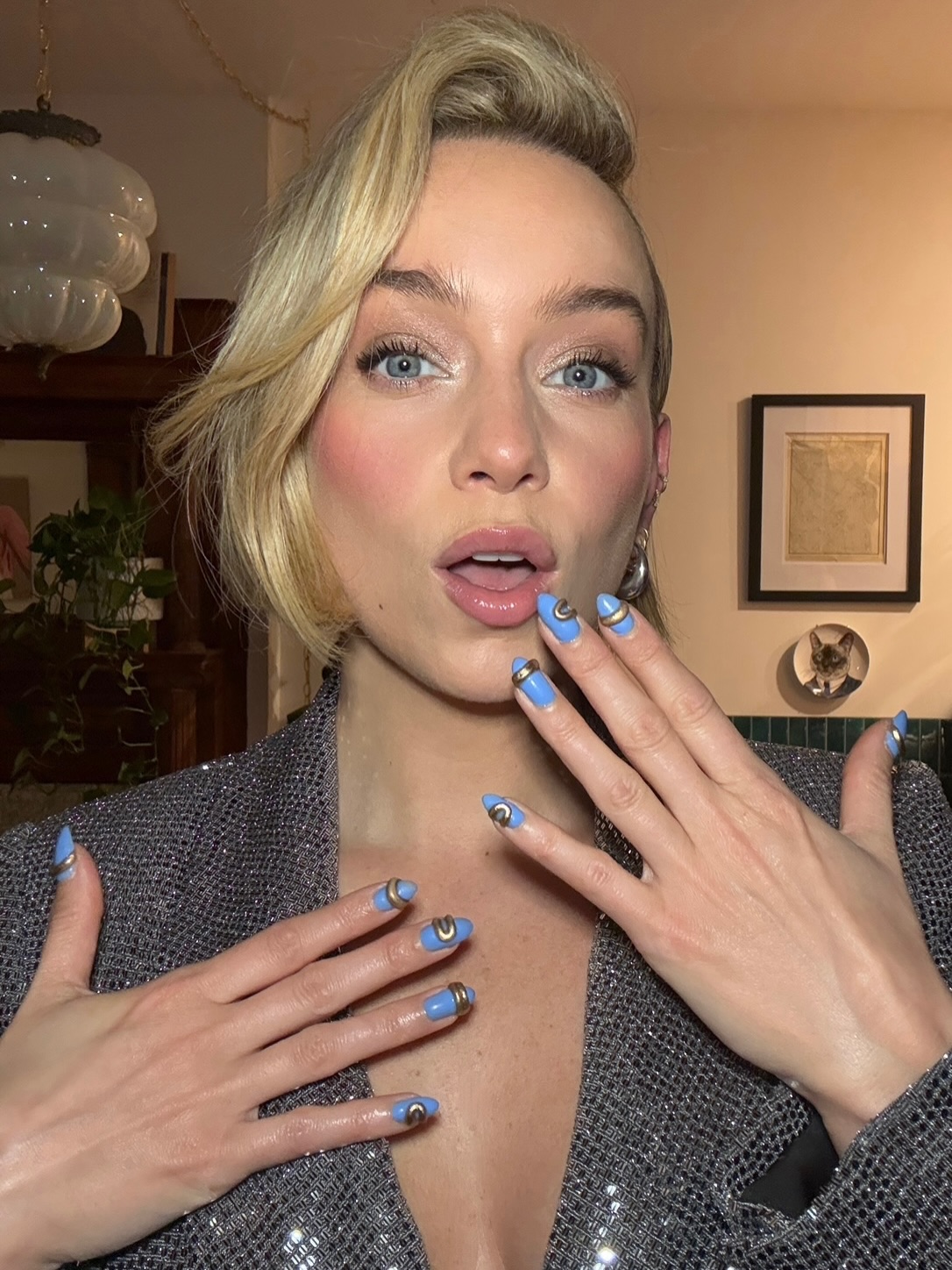 2025, the year my DIY manicures 💅🏼
All I want for Christmas is to be fully ambidextrous 🙃