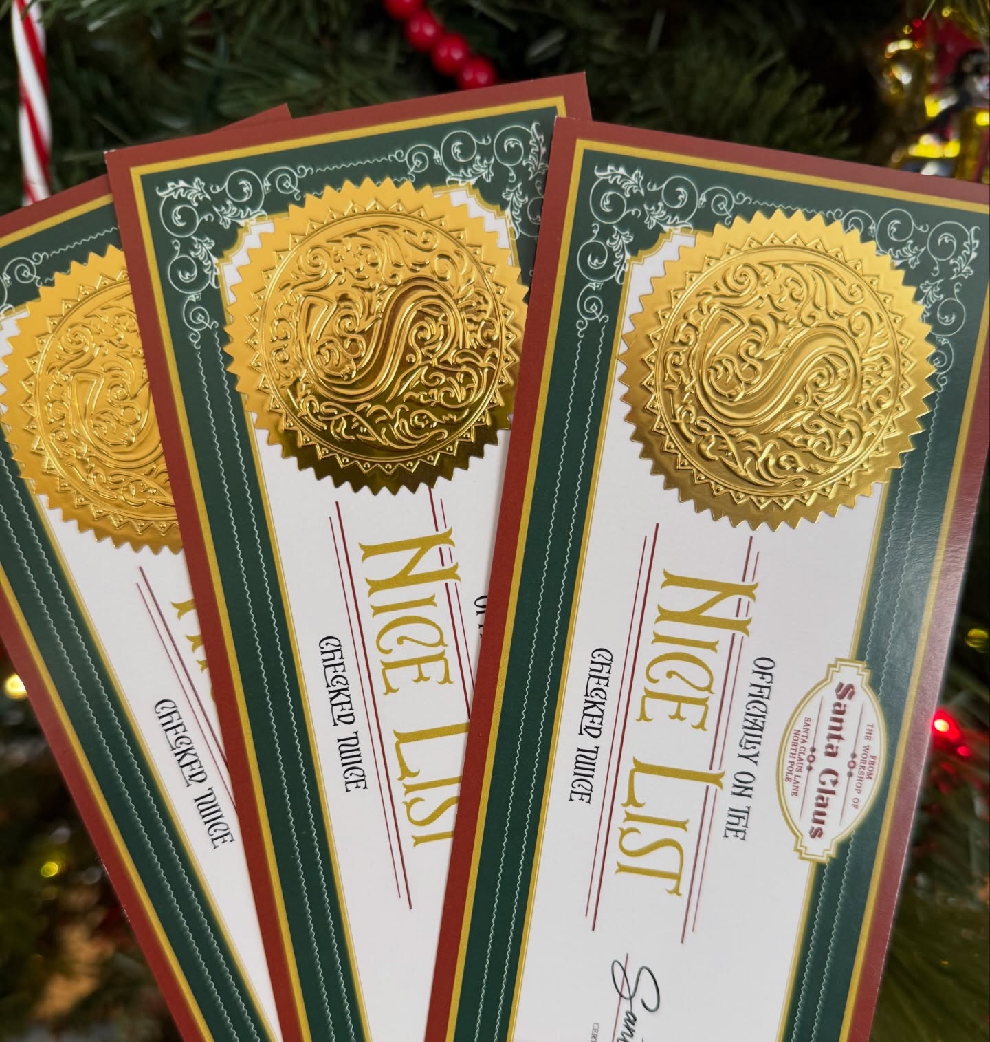Another year creating designs + prints for the best client in the world, a real jolly guy 🎅🏼 Thanks so everyone who participated and dropped a letter in our @skokie_santa mailbox! Have a very Merry Christmas and a Happy New Year!