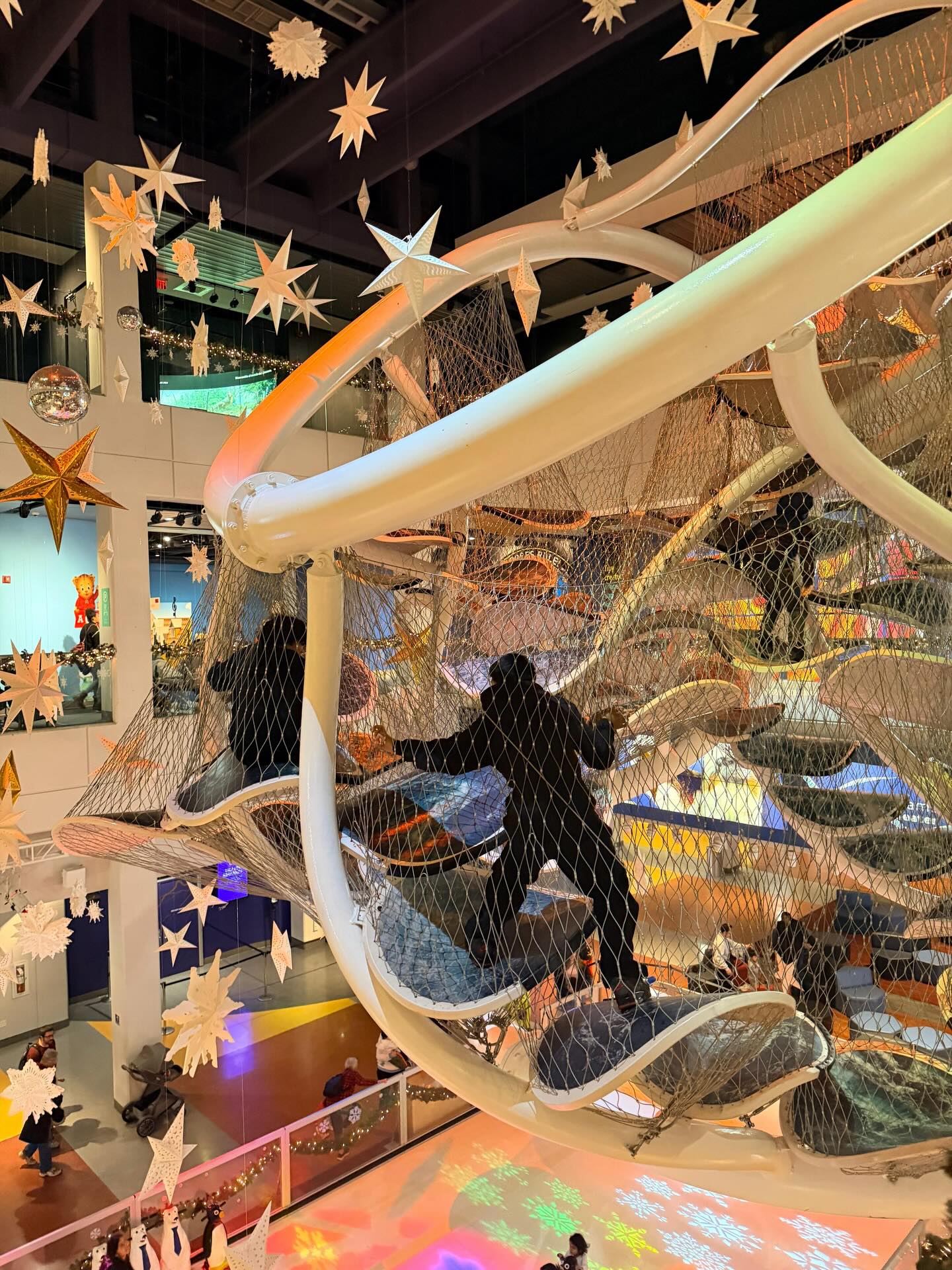 6th and 7th graders kicked off our short week of school with a trip to the @libertysciencecenter! #dlmsfamilia #nycpublicschools #fieldtripfun