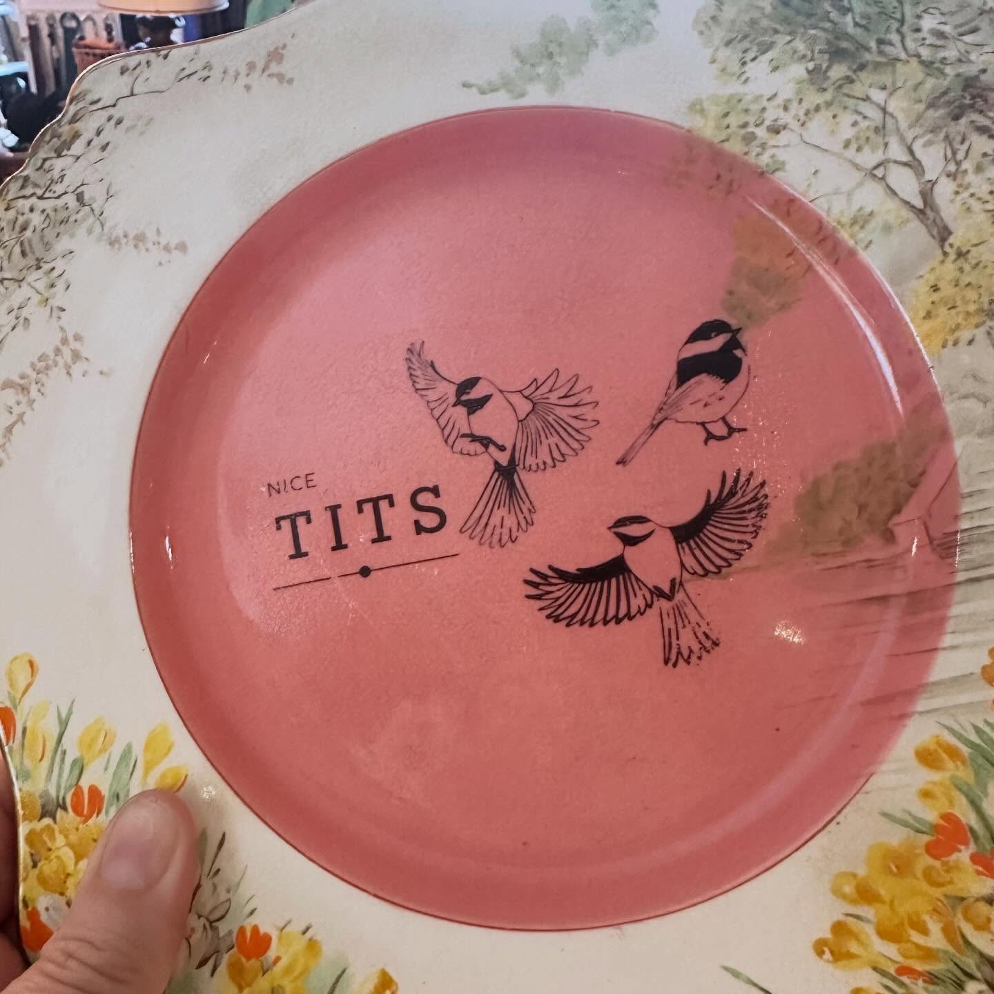 😩Disaster struck with a few plates that were going to be amazing, but they'll make it to the 2026 batch. Honestly, the wait is kind of exciting! 😱 New batch is here just in time for holiday shopping.
⭐️More to come, still working on a few,⭐️
—and yes, the last two are petite tea saucers. ☕️