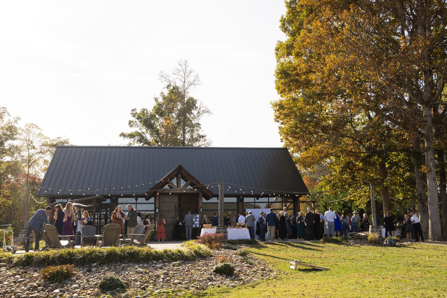 It’s so fun seeing our venue through different eyes, and we love how Danielle captured Becca and Joel’s wedding day! Can’t wait to show more! 10/25/25
Photo: @danielleevansphoto
Floral: @rainbowrootsfloral