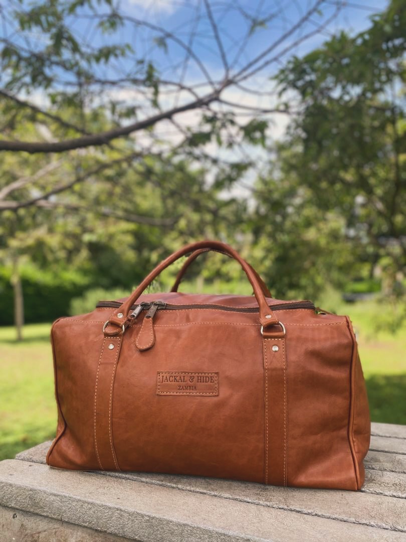 Introducing our new travel bag. Made from supple leather and built for movement, it’s a practical companion for weekends away and longer journeys alike.
#TravelBag #LeatherCraft #TimelessDesign #EverydayCarry