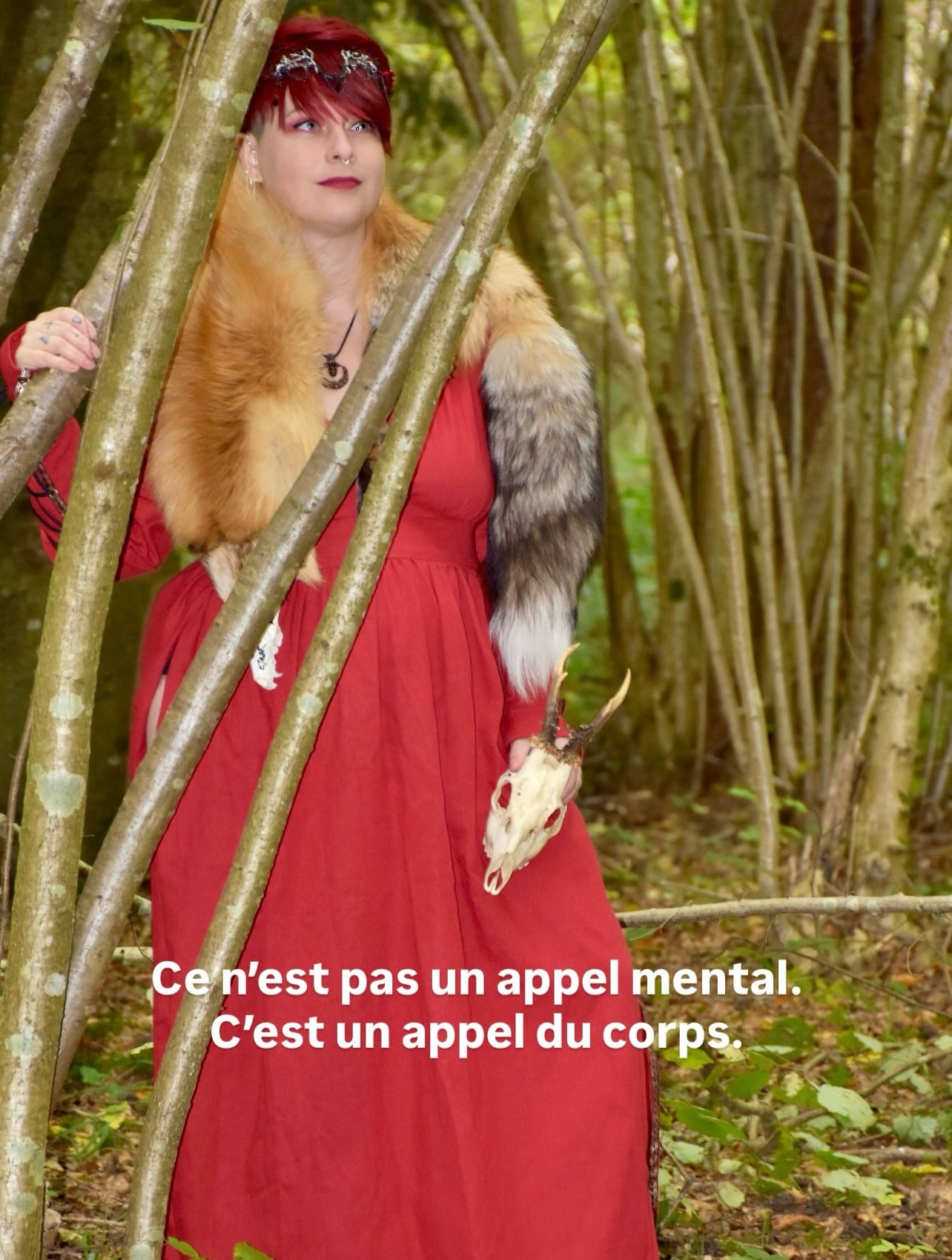 Commente « MurMure » et réserve ton appel initiatique.
#BodyMemory #MemoireDuCorps #FemmesLignantes #LiberationFeminine #MemoireCellulaire