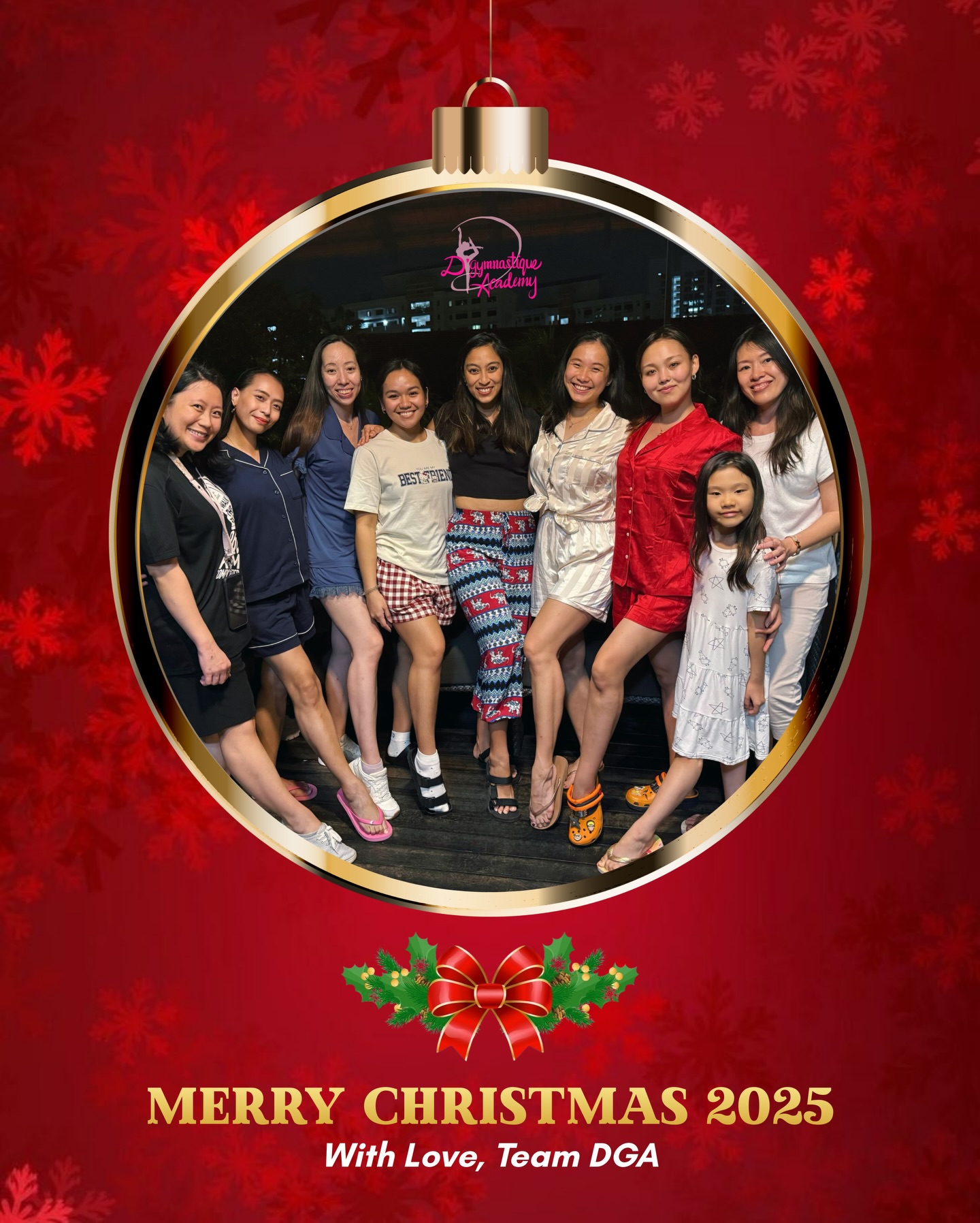Merry Blessed Christmas!🎅🏻❄️ Wishing you a joyful holiday filled with purpose, love, warmth, and special moments with the people that brings you peace and happiness! May your days be merry & cozy like us in this picture!😜💫
From all of us at Team DGA💜