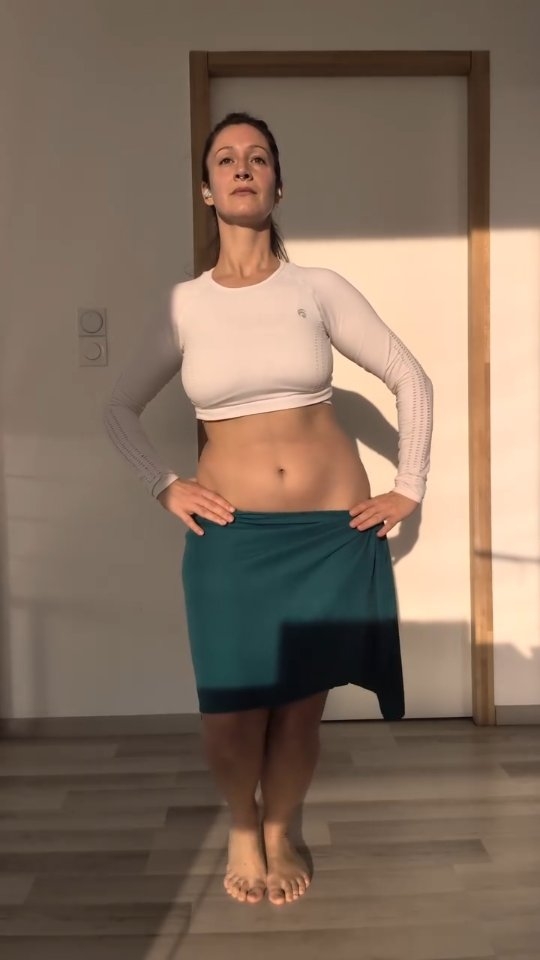 Hura 💙
Le Hura, probablement un de mes pas préférés, pour ne pas dire mon préféré.
@leiadiard merci pour ton coaching et tes conseils, je me sens chanceuse et pleine de gratitude pour ça 🫶🏽💯
J'ai vraiment à cœur de le perfectionner encore et encore, pour ma technique, mon mouvement, mon corps, mes enseignements, mes élèves 🙏🏽
#oritahiti
#dansetahitienne
#passiondanse
#hura
#dansetahitiennebretagne