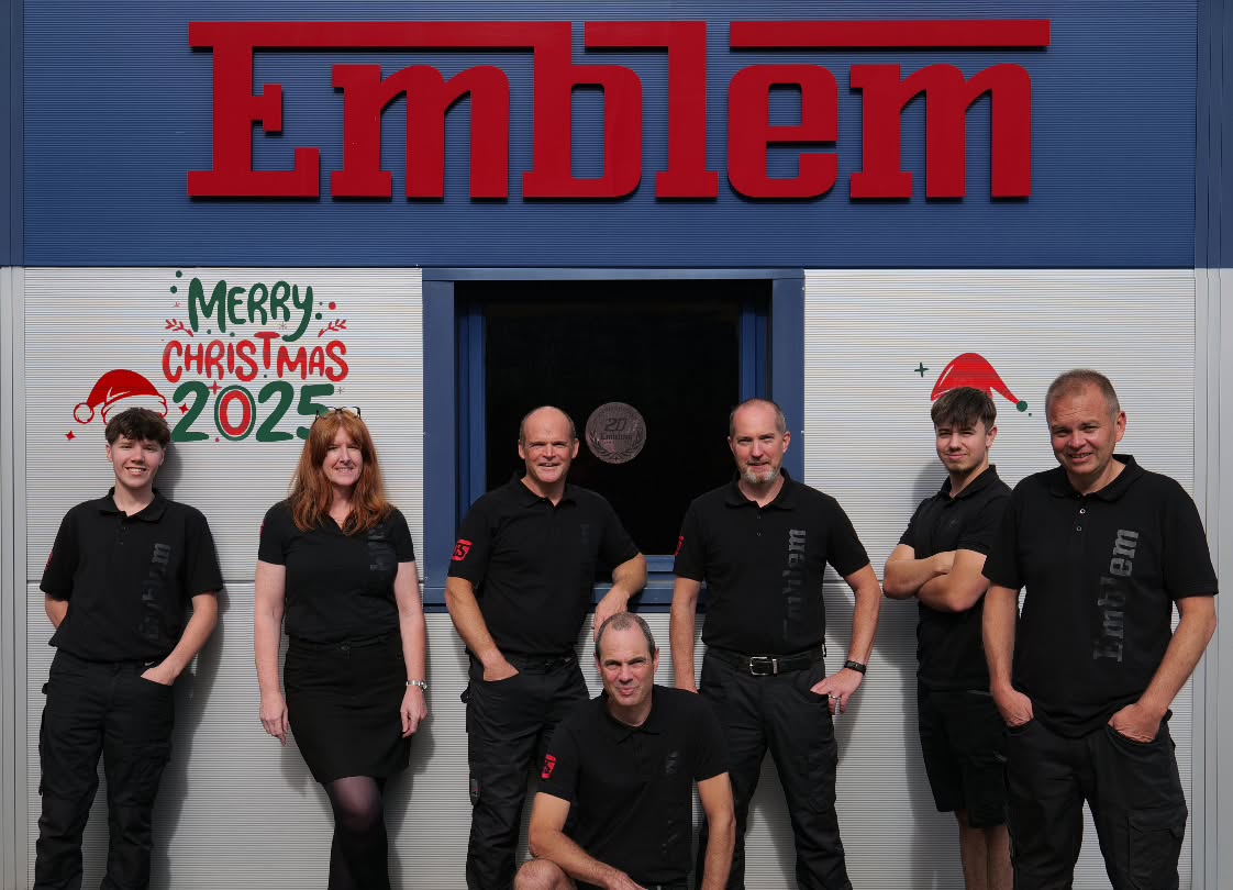 Jingle bells, exhaust smells, looking slick in all the ways!
Reflecting on a year of incredible rides and even better clients. Wishing you peace, joy, and open roads this Christmas.
#EmblemSportsCars