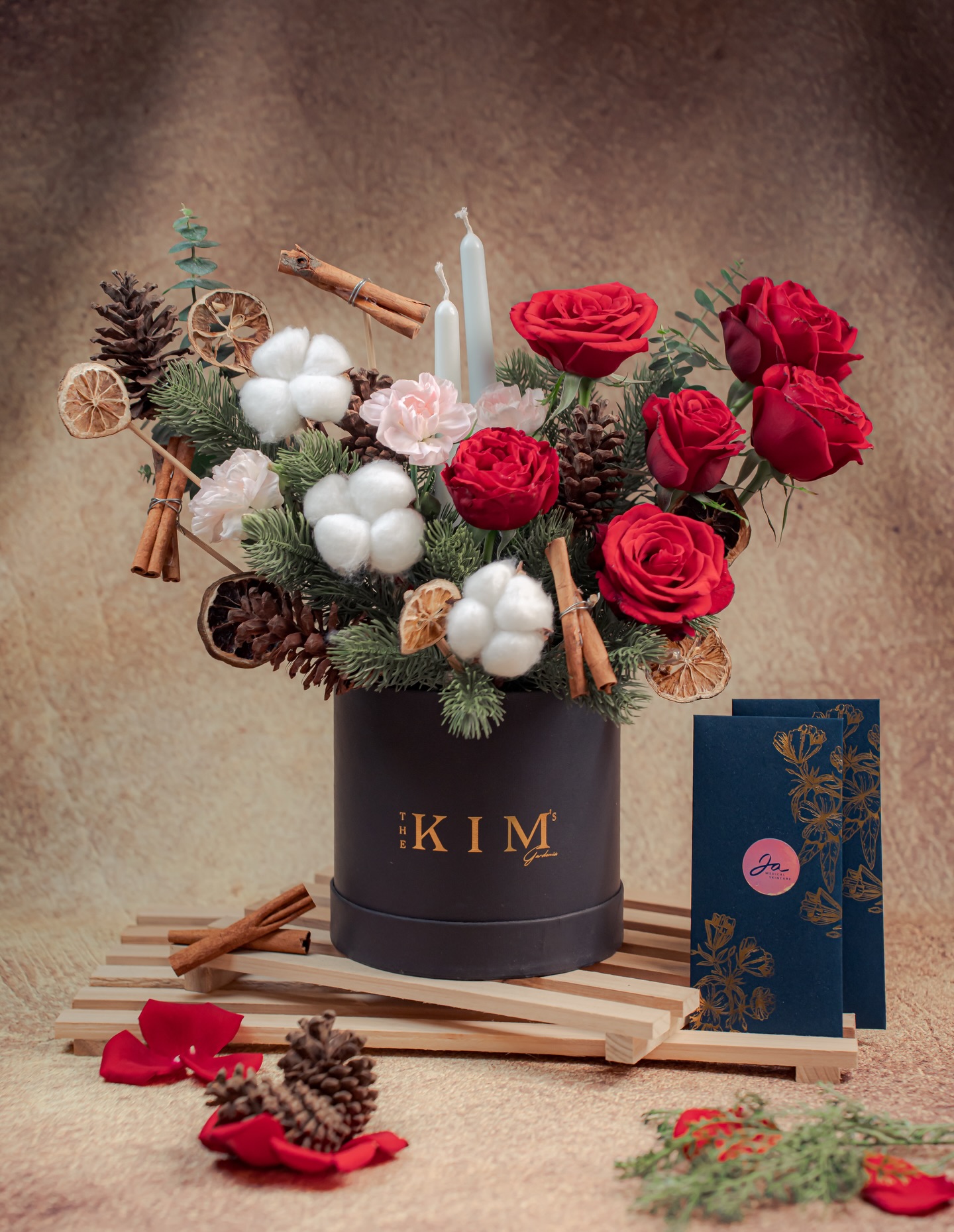 Silent Night is a celebration of quiet elegance and timeless beauty. Thoughtfully arranged with refined details and a soft festive touch, this piece captures the warmth and serenity of the season. Designed to elevate intimate moments and meaningful celebrations, Silent Night is available in limited quantities, a graceful expression of Christmas sophistication.